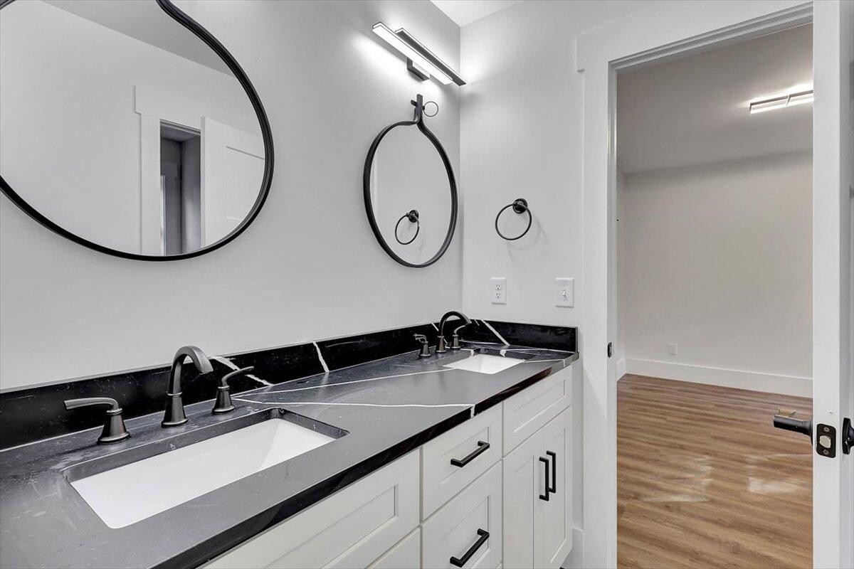 7592 Grasshopper Road Property Photo 24