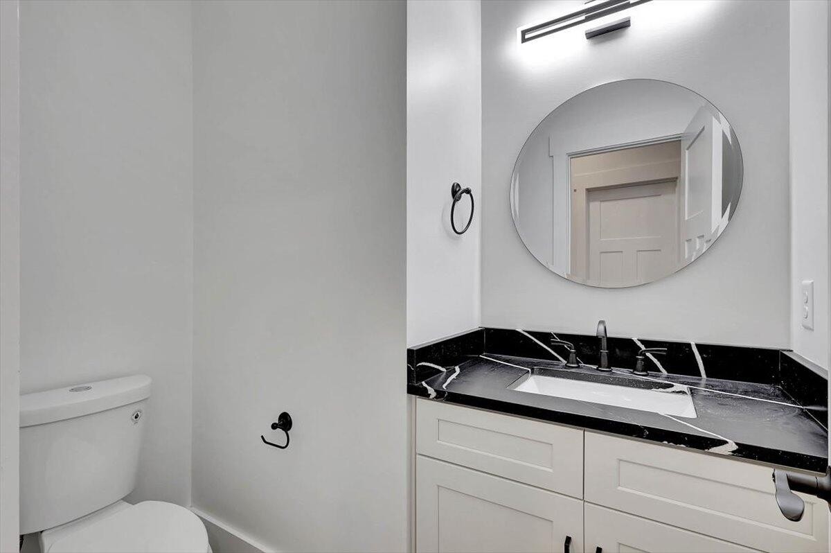 7592 Grasshopper Road Property Photo 28