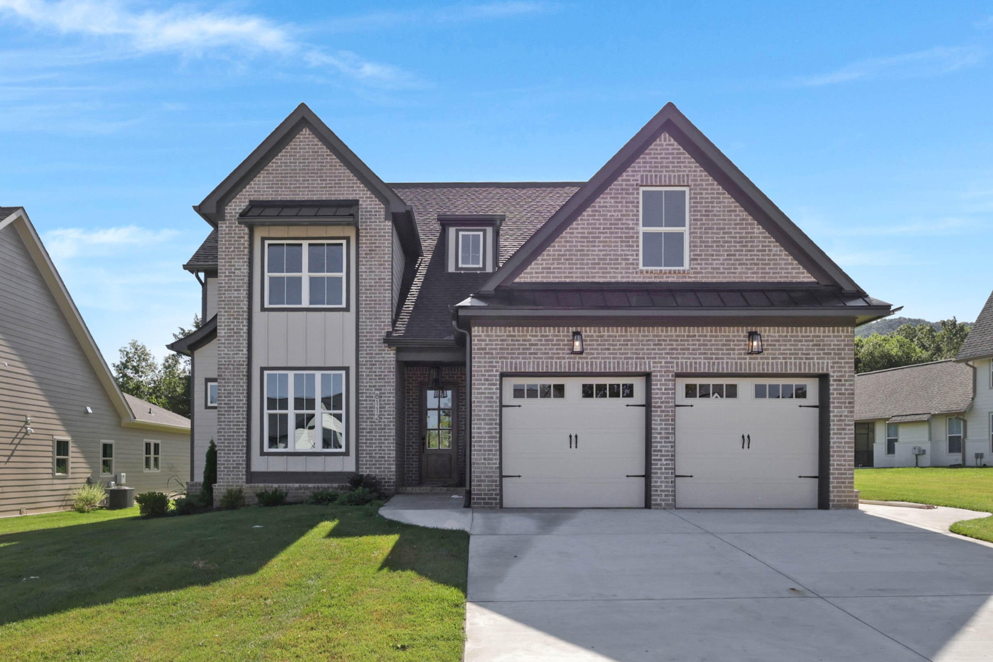 8112 Sir Oliphant Way Property Photo 1