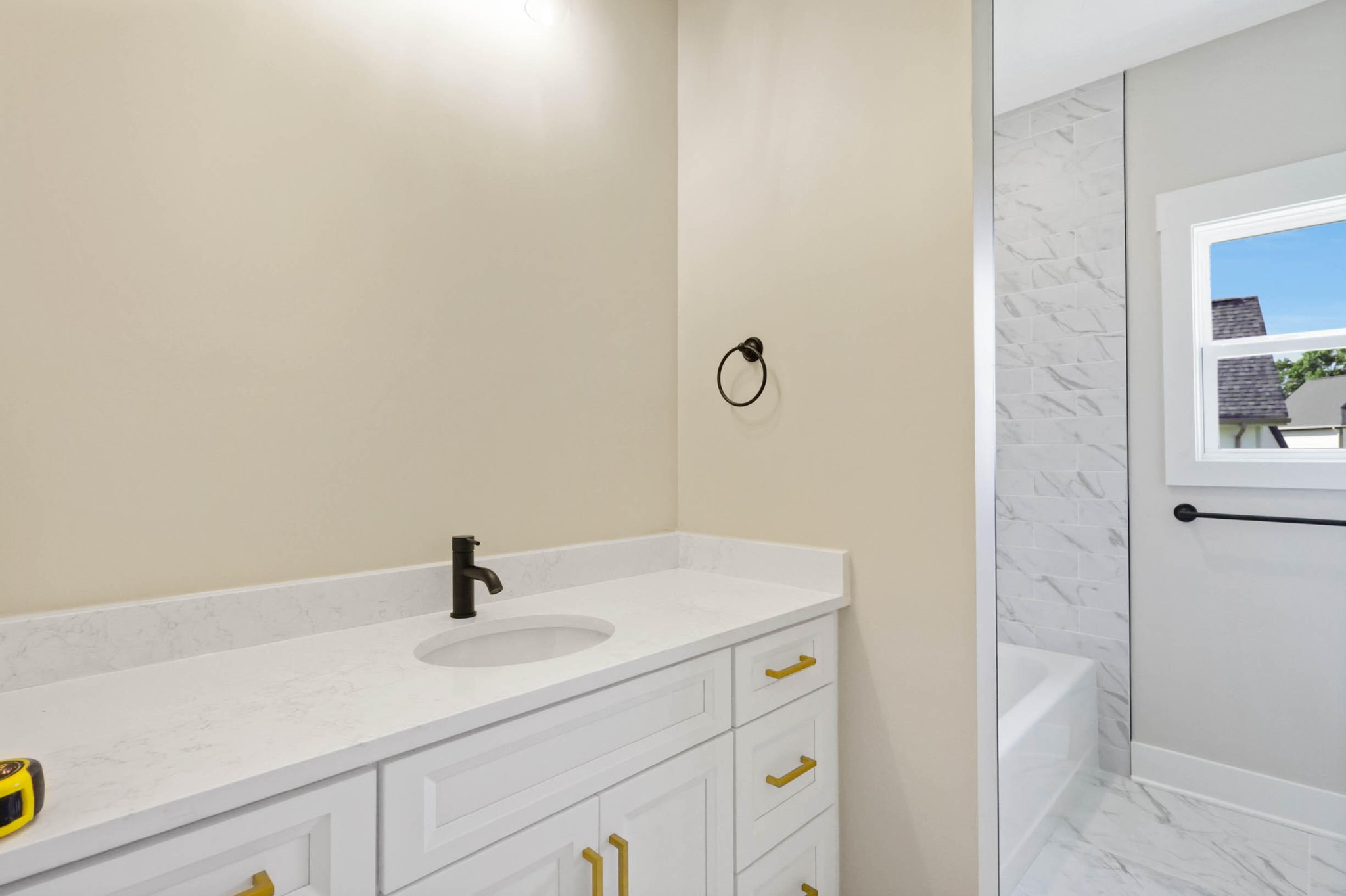 8112 Sir Oliphant Way Property Photo 26