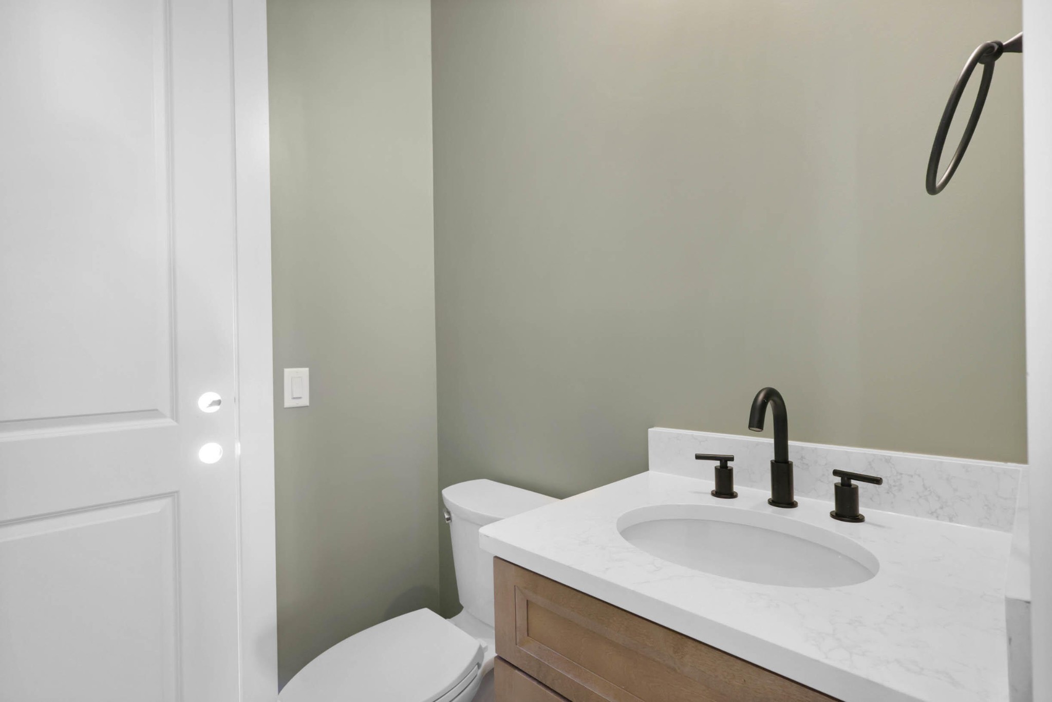 8112 Sir Oliphant Way Property Photo 29