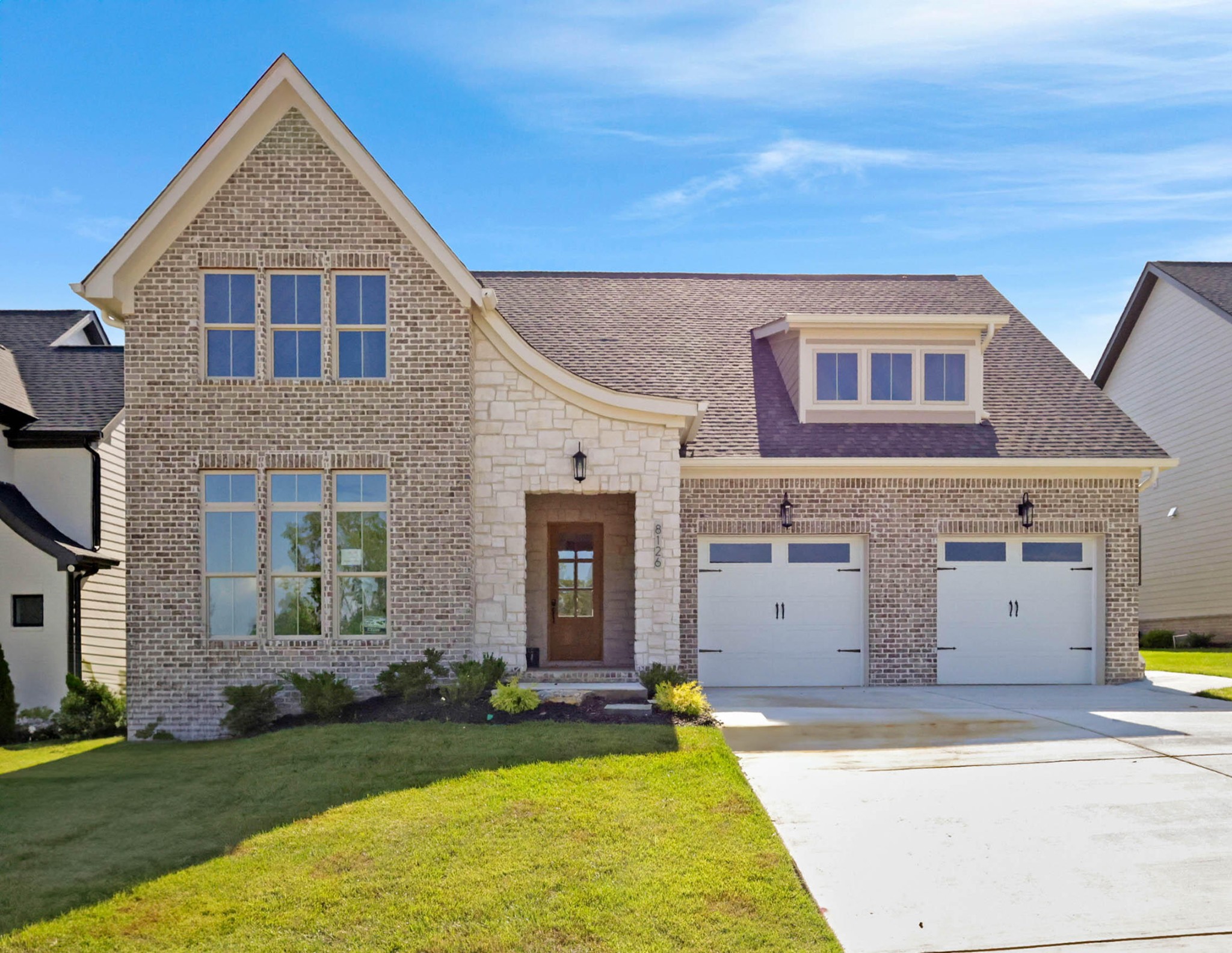 8126 Sir Oliphant Way Property Photo 1