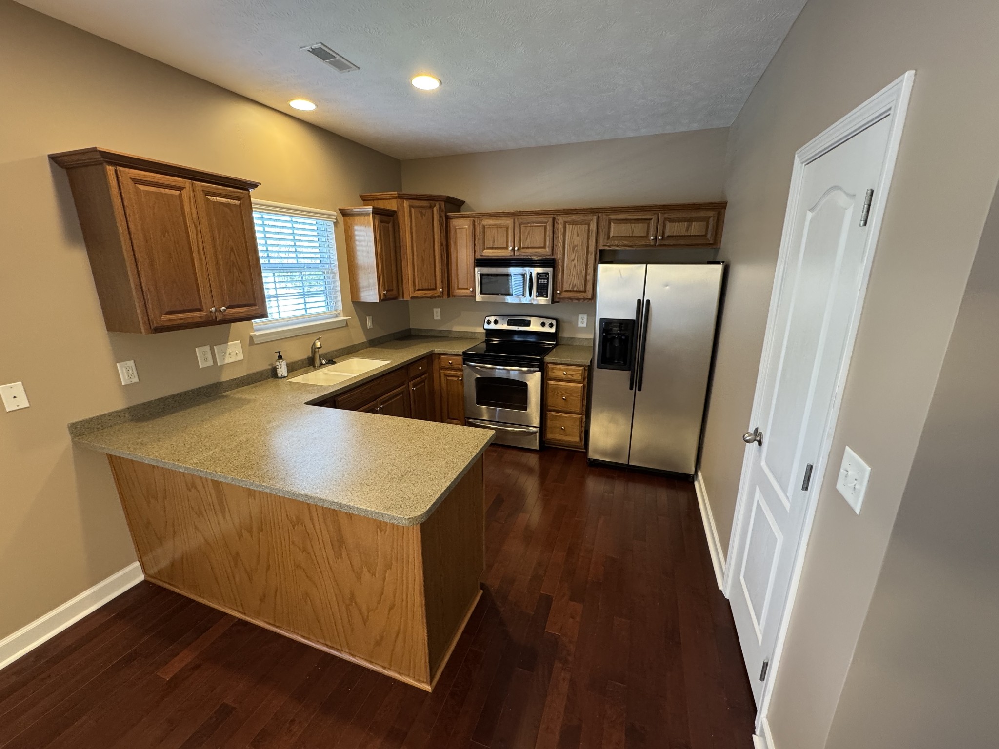 5154 Southfork Blvd Property Photo 7