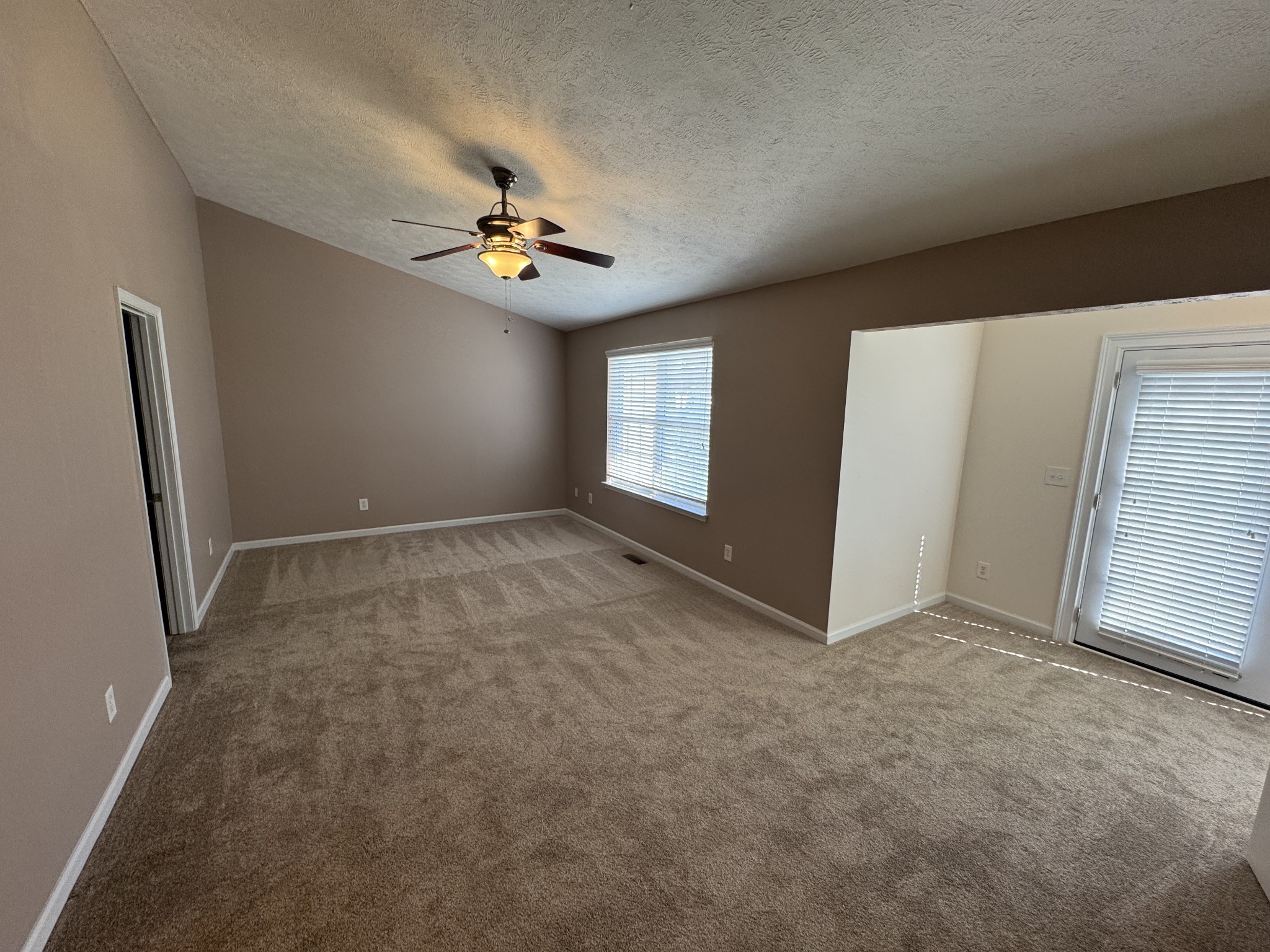 5154 Southfork Blvd Property Photo 14