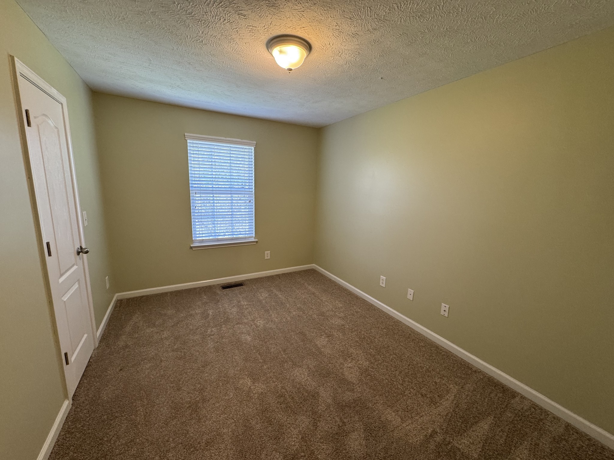 5154 Southfork Blvd Property Photo 17