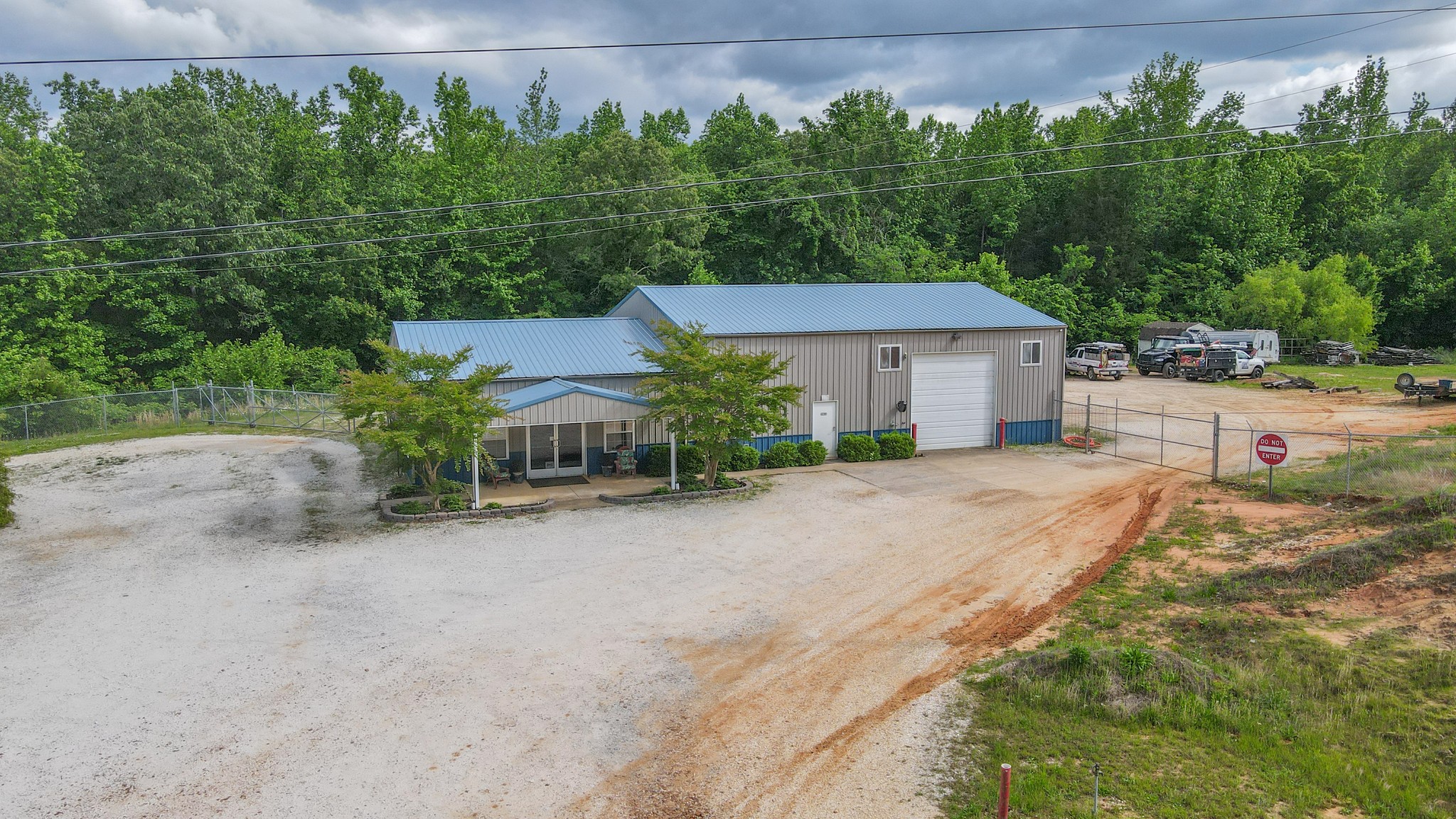 10610 Highway 79, N Property Photo 2