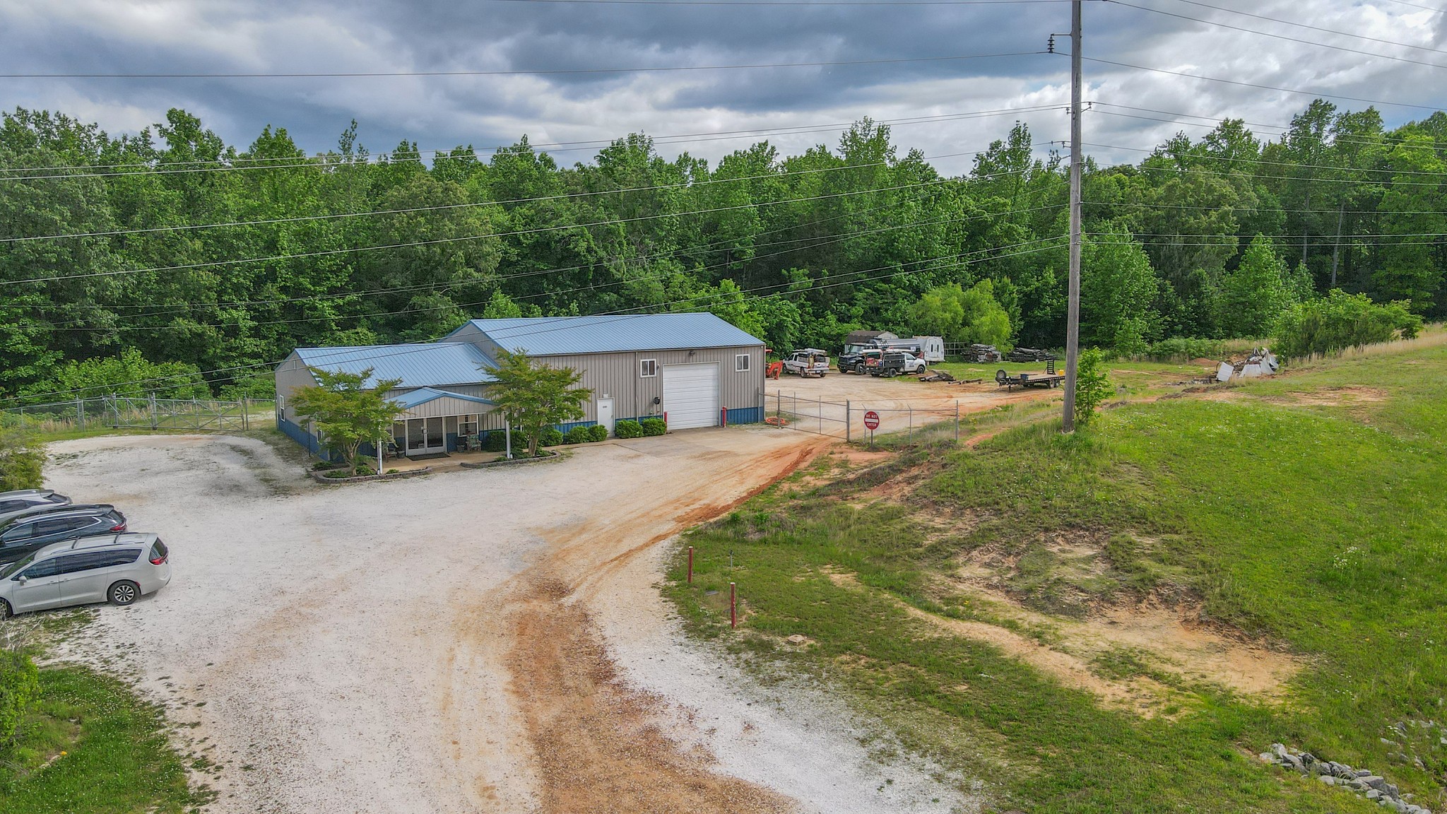 10610 Highway 79, N Property Photo 4