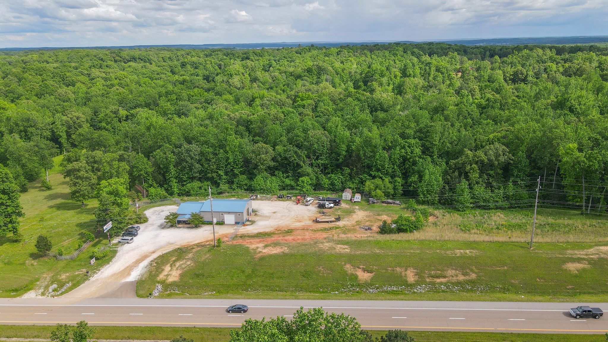 10610 Highway 79, N Property Photo 6