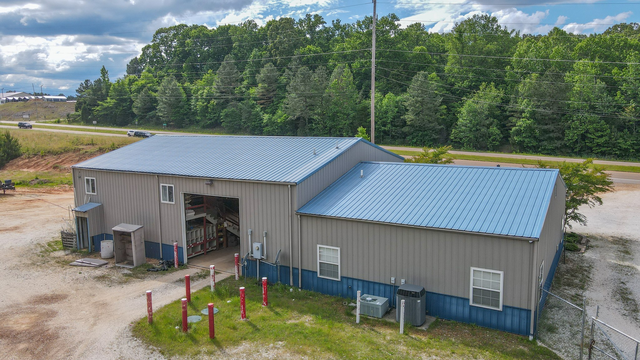 10610 Highway 79, N Property Photo 13
