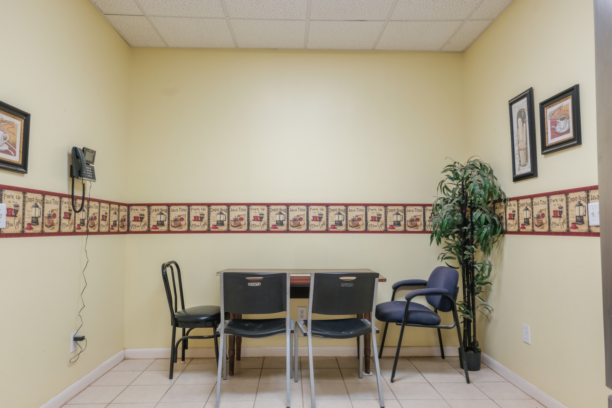 10610 Highway 79, N Property Photo 30