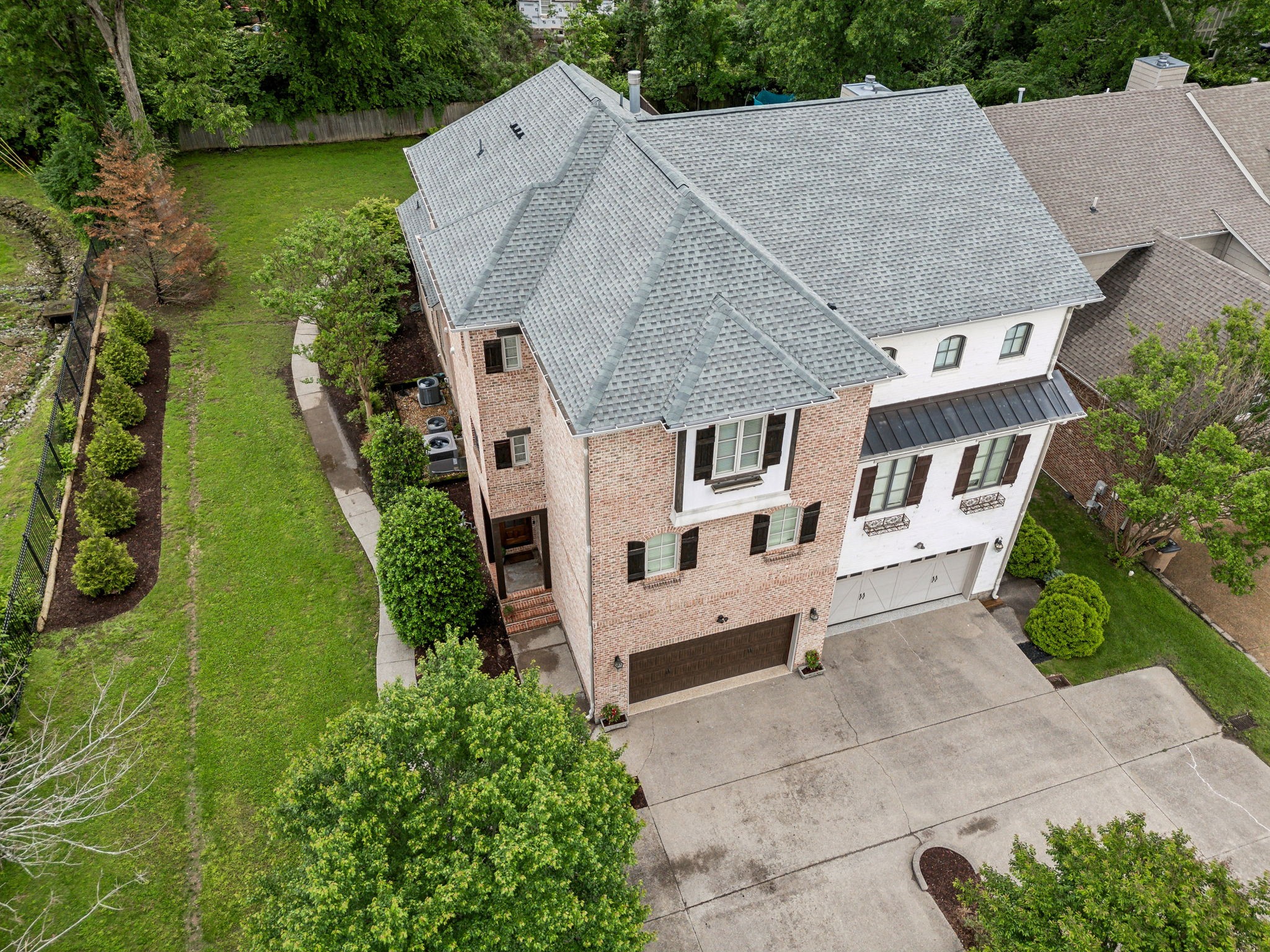 4100 Oriole Pl Property Photo 1