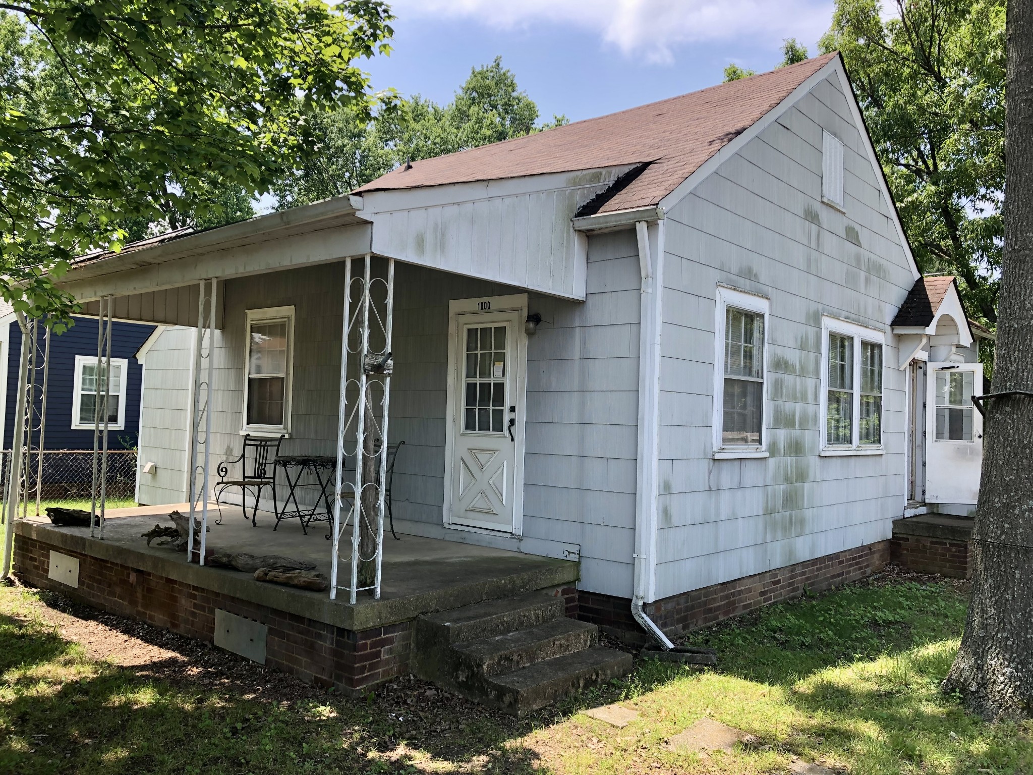 1000 Bryan St Property Photo