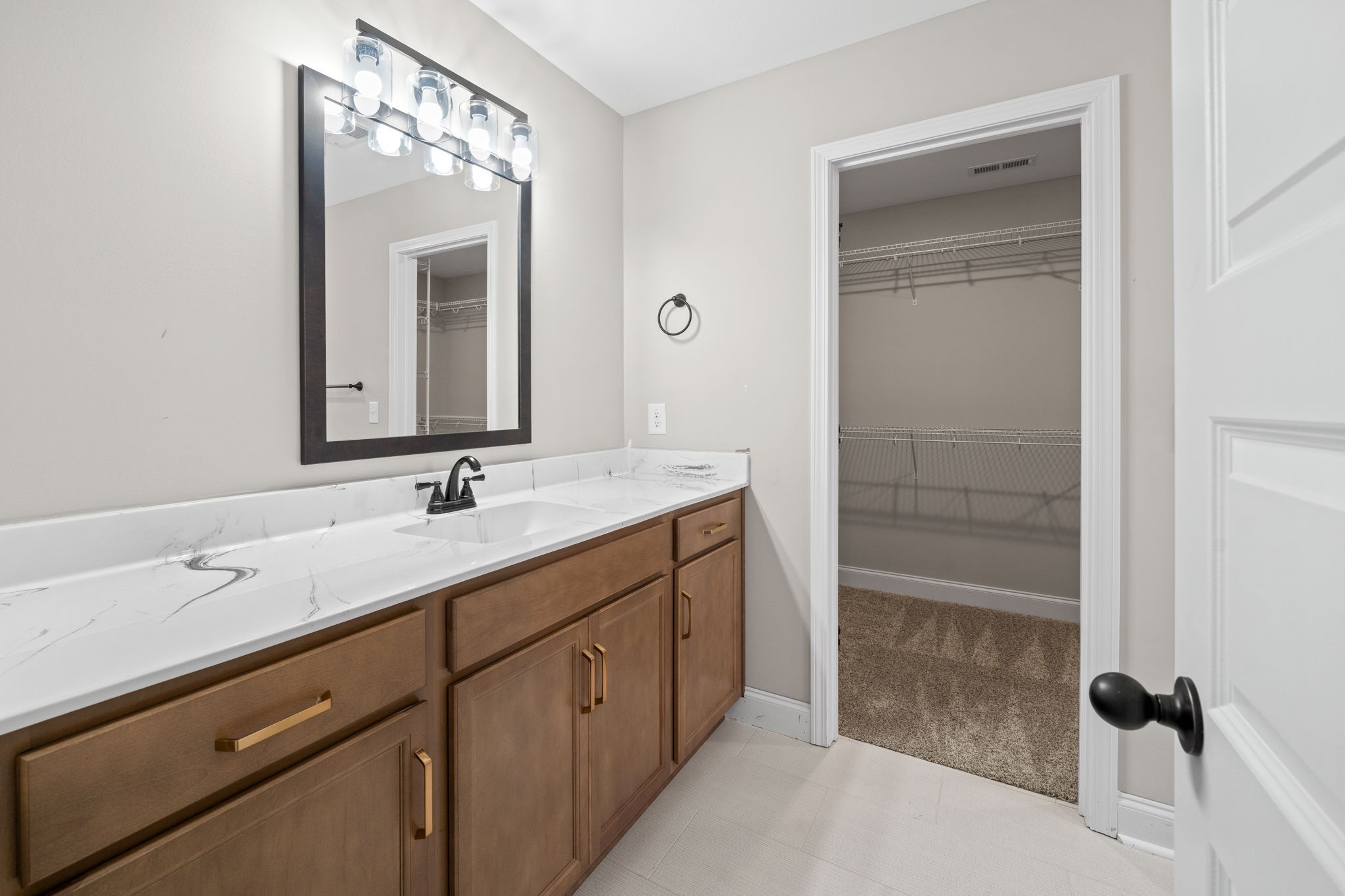 509 Canyon View Ct Property Photo 16