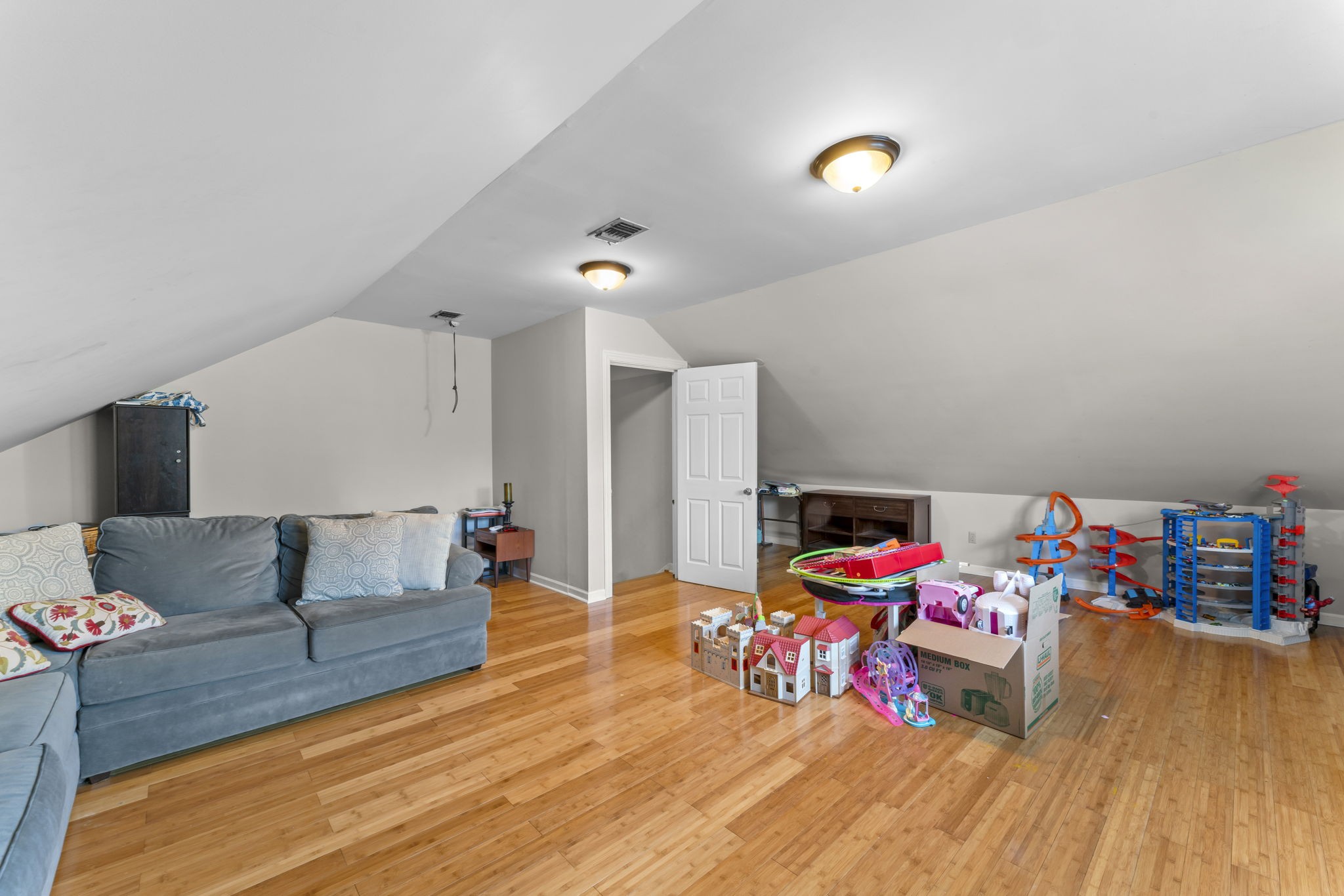 707 Bradford Pl Property Photo 17