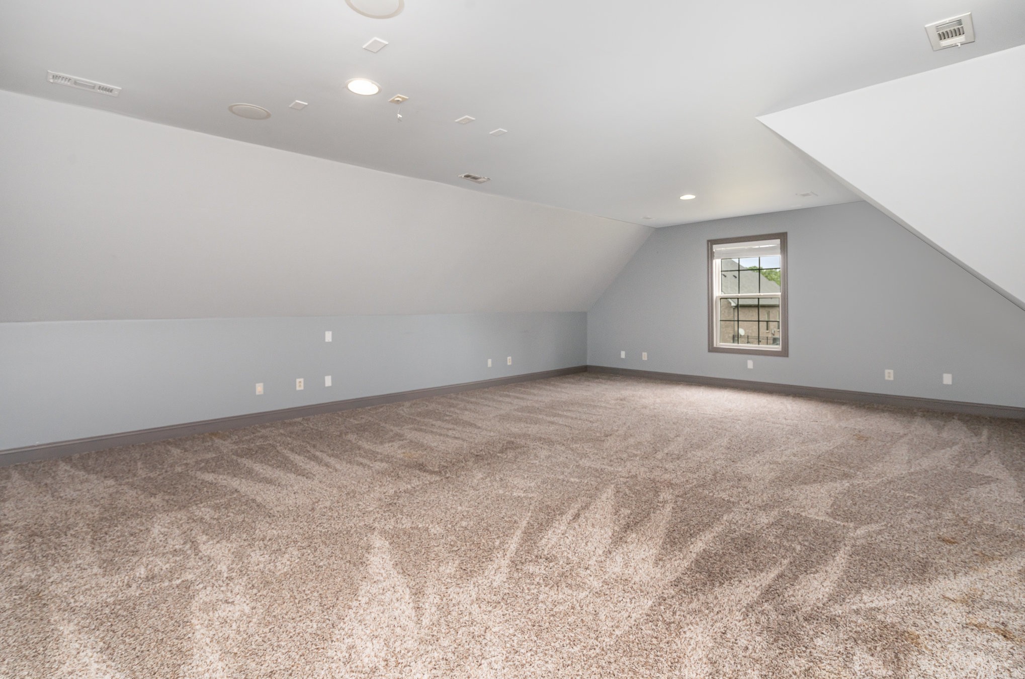 2804 Battleground Dr Property Photo 41