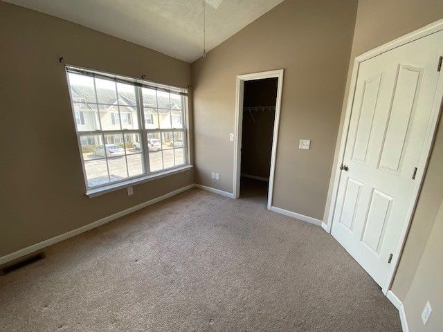 2961 S Rutherford Blvd Property Photo 7