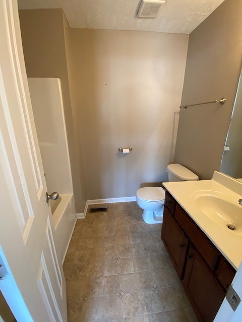 2961 S Rutherford Blvd Property Photo 8