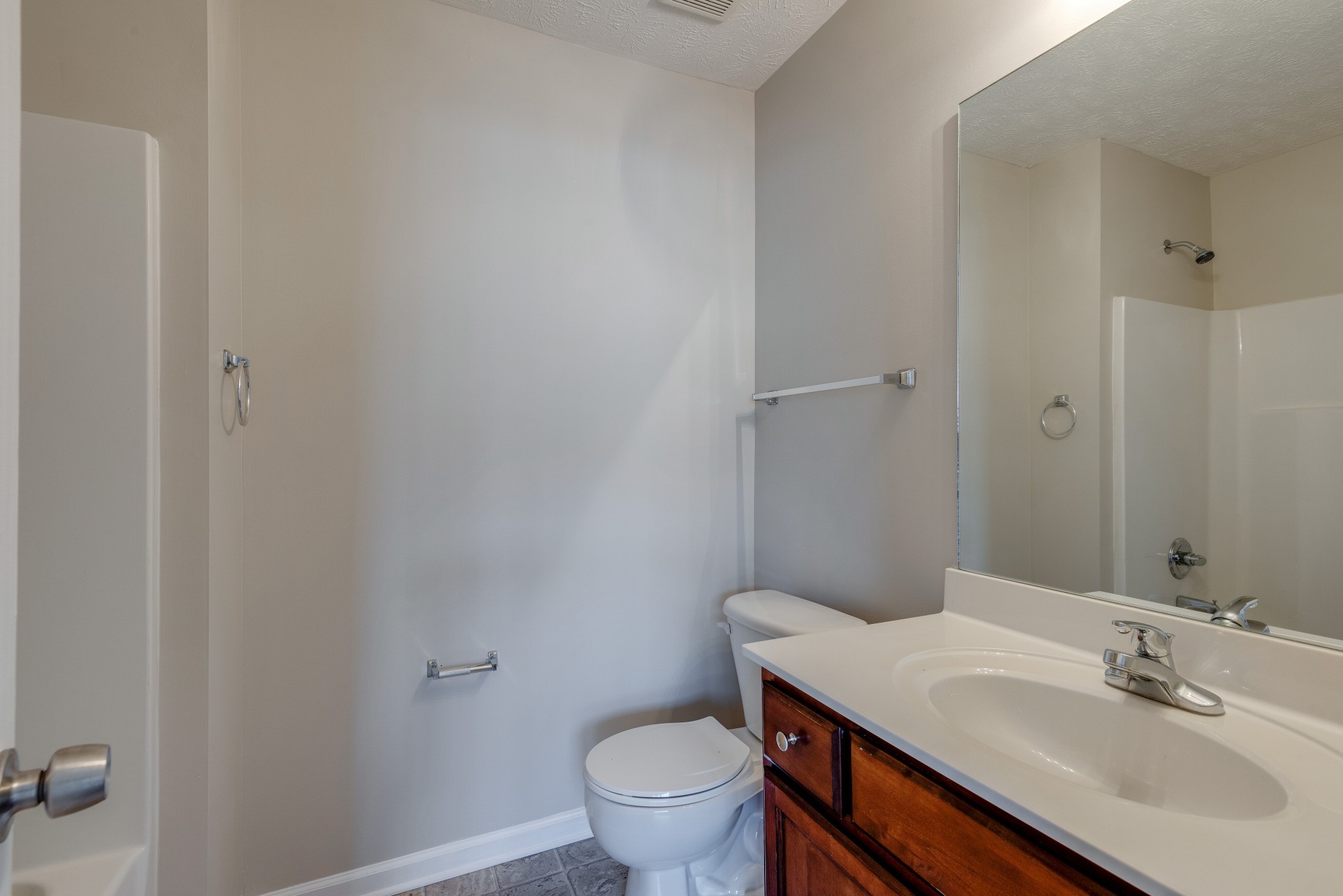 2961 S Rutherford Blvd Property Photo 12