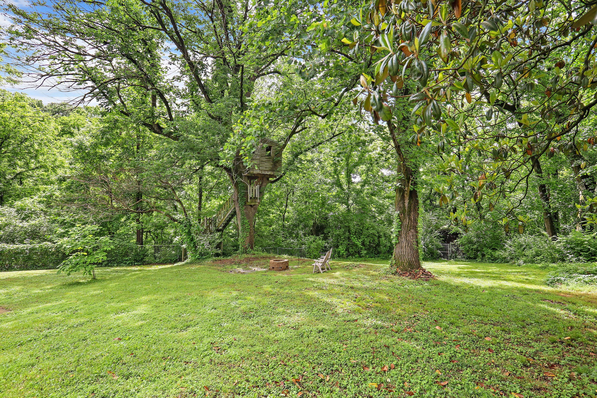 313 Timberdale Ct Property Photo 4