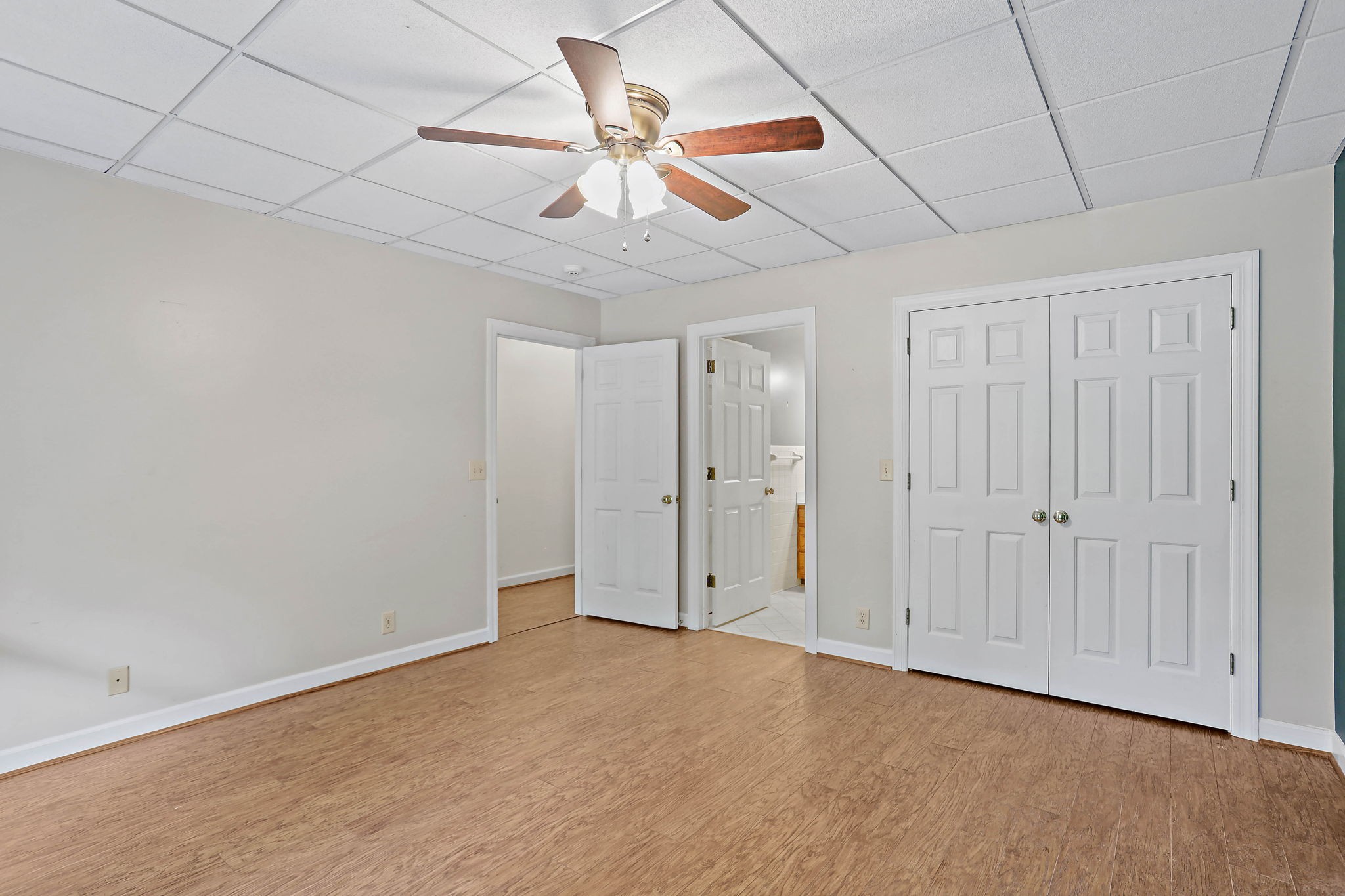 313 Timberdale Ct Property Photo 28
