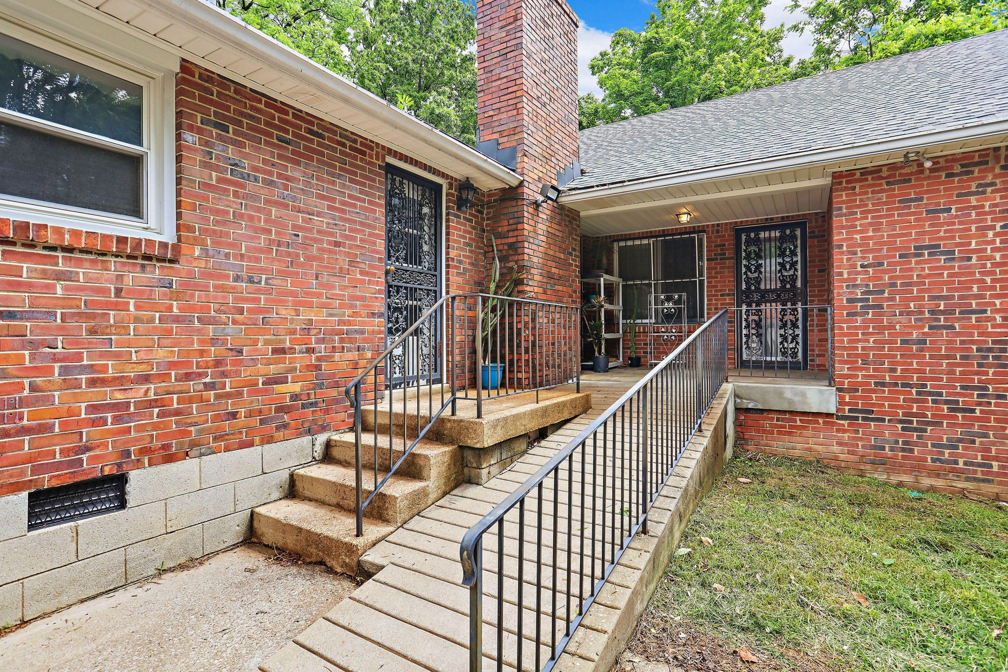 313 Timberdale Ct Property Photo 43