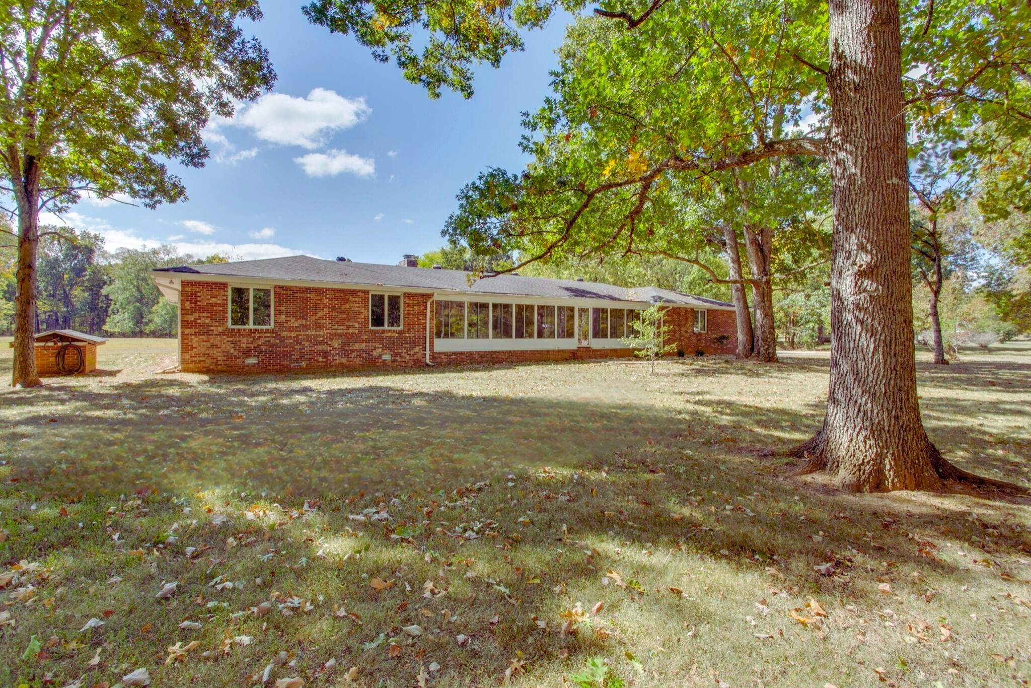 6339 Couchville Pike Property Photo 1