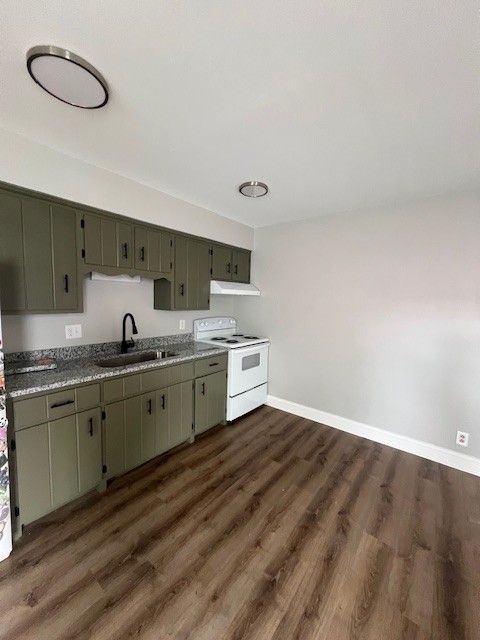 101 E Gray St Property Photo 2