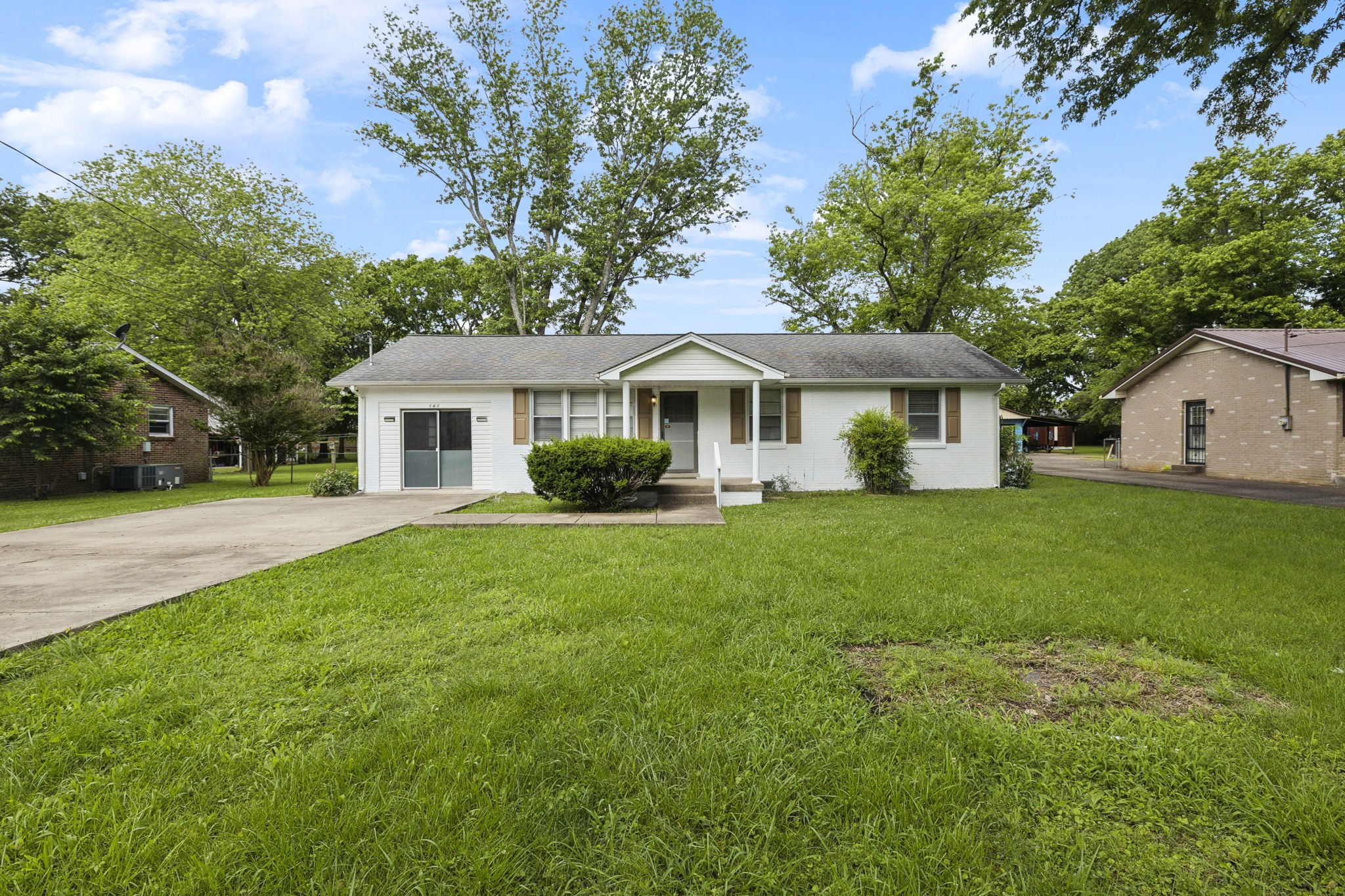 141 Mankin St Property Photo 1