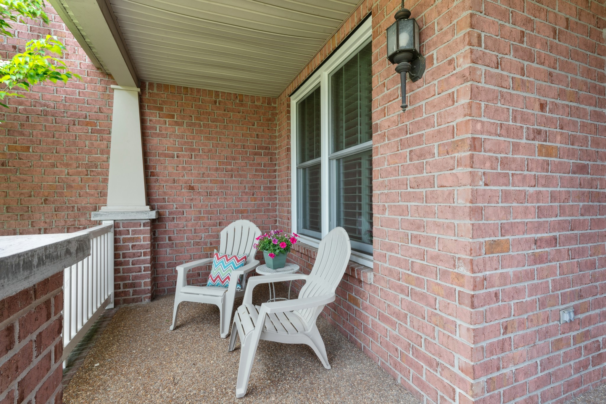 3045 Cairns Dr, W Property Photo 4