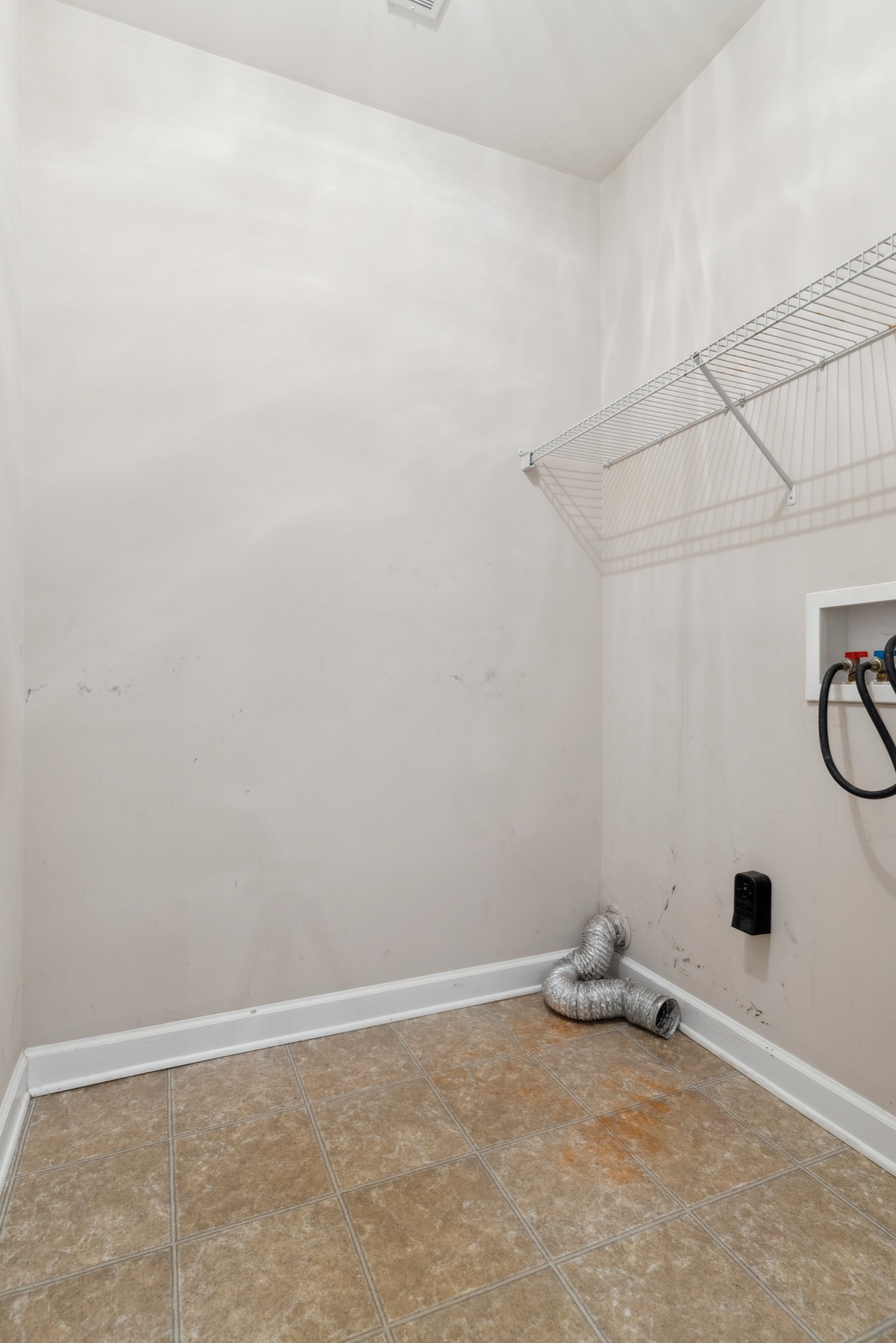 3045 Cairns Dr, W Property Photo 27
