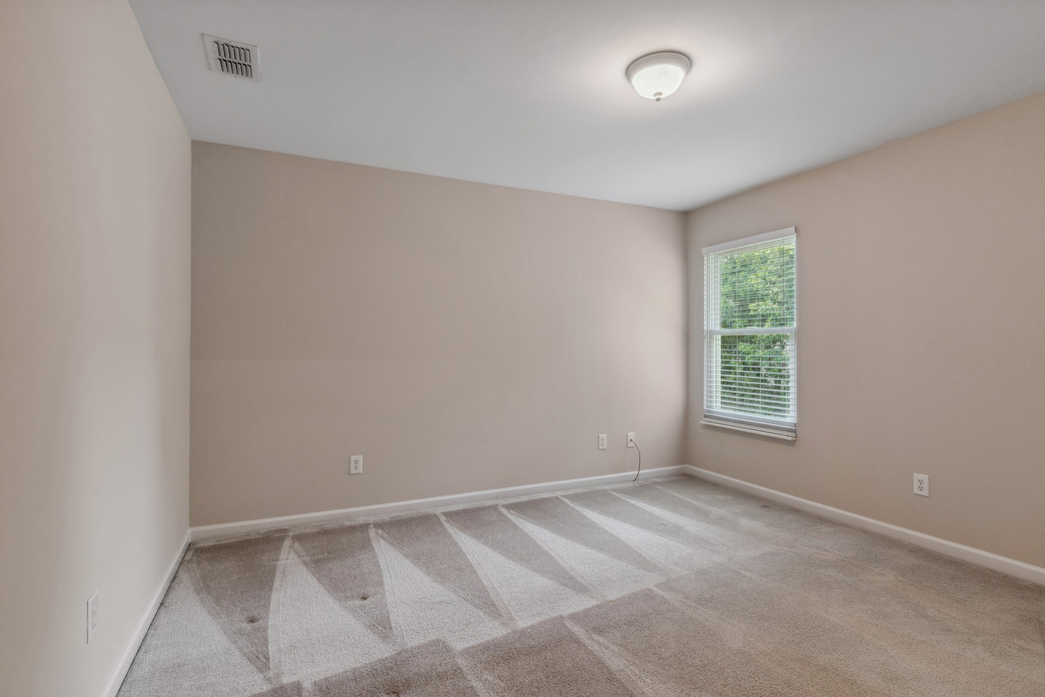 3045 Cairns Dr, W Property Photo 32