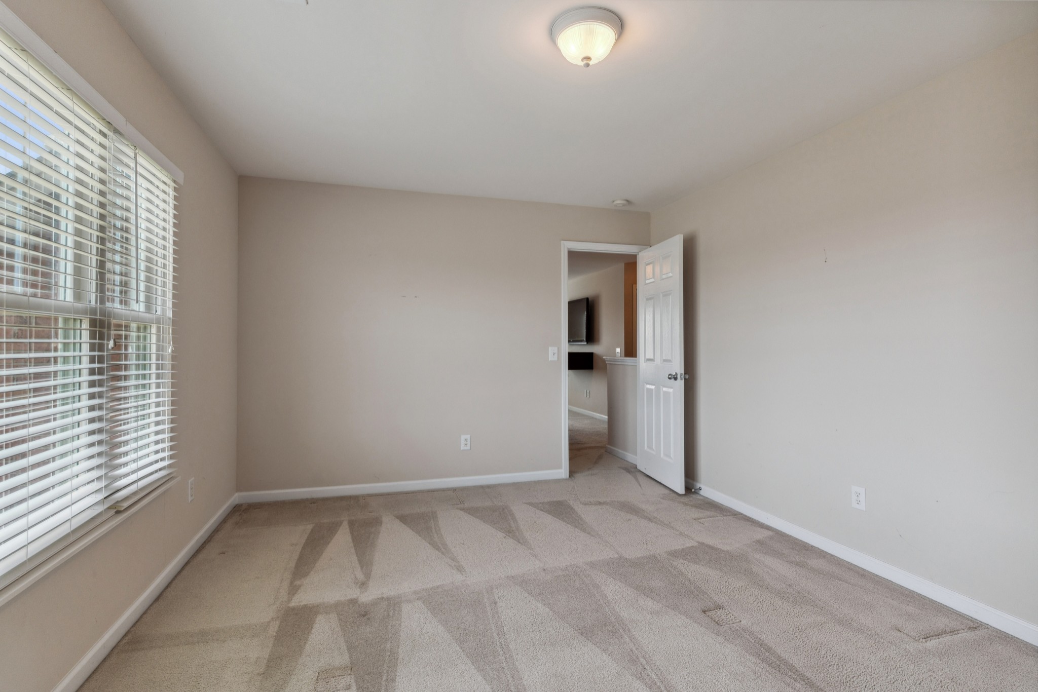 3045 Cairns Dr, W Property Photo 38