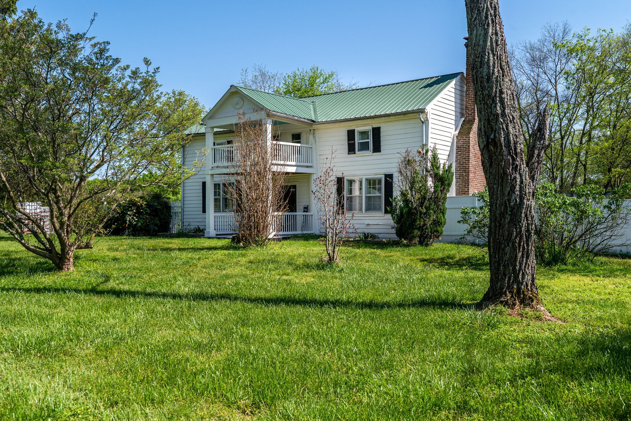 760 Flat Woods Rd Property Photo 3