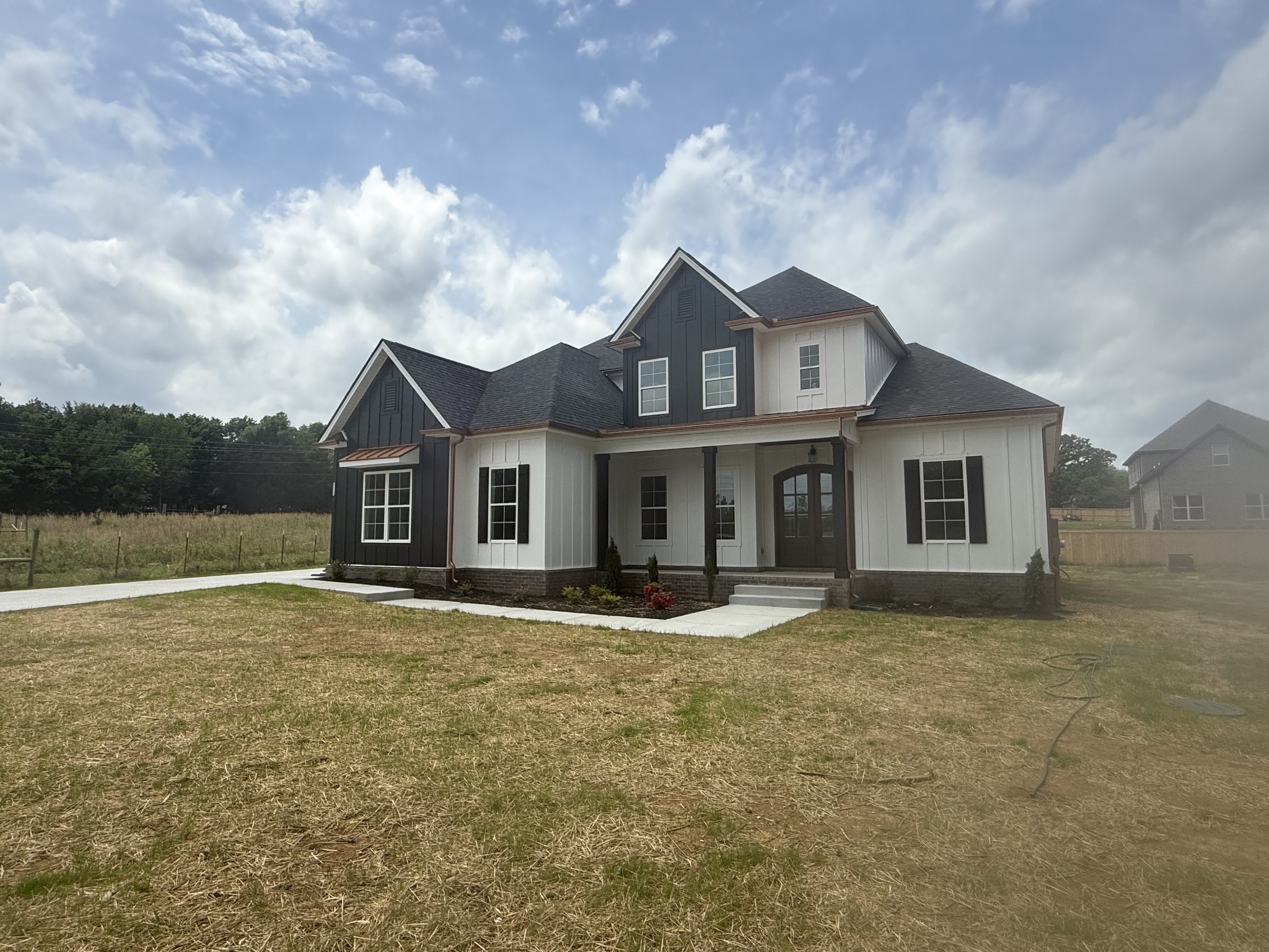 2115 Harkreader Road Property Photo 1