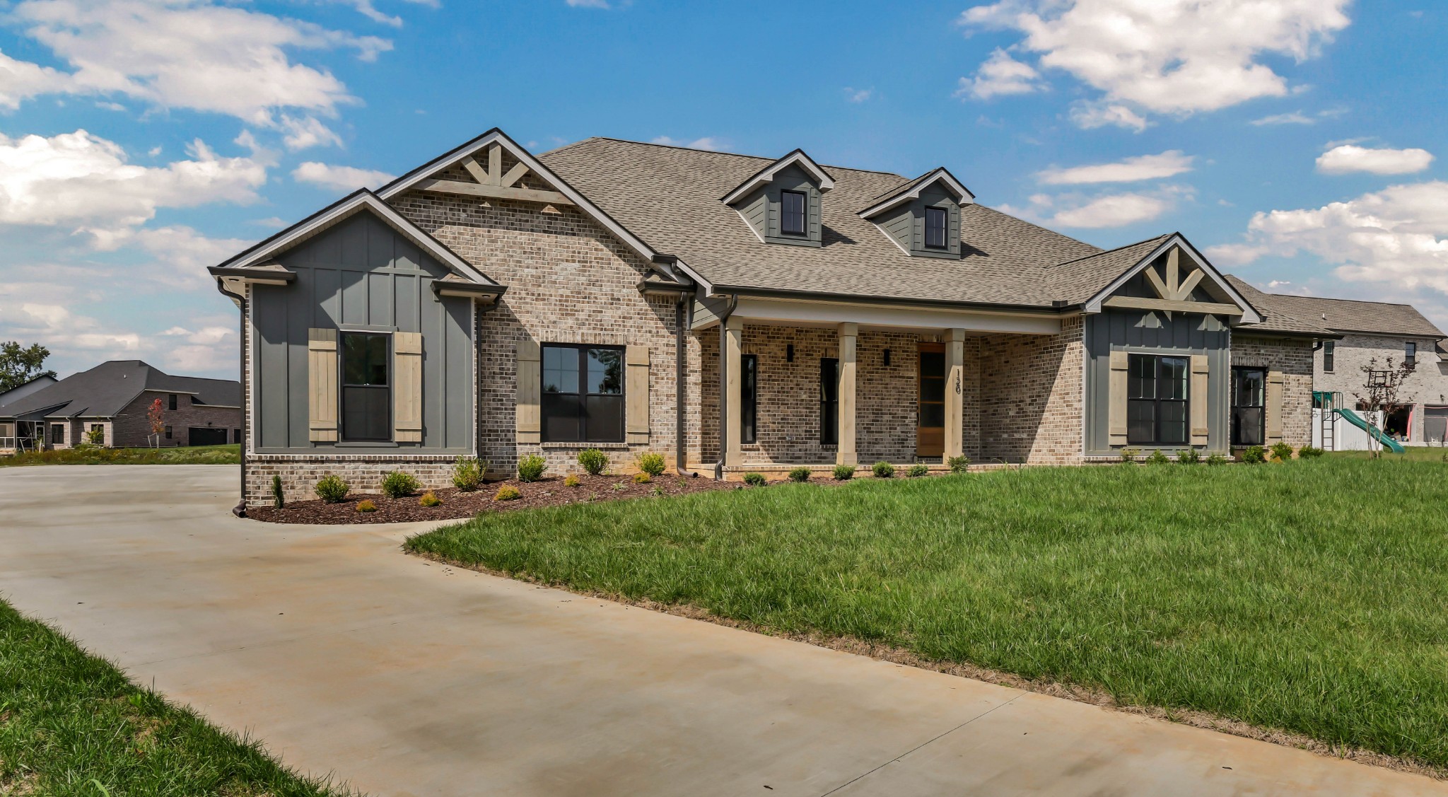 120 Denton Court Property Photo 4