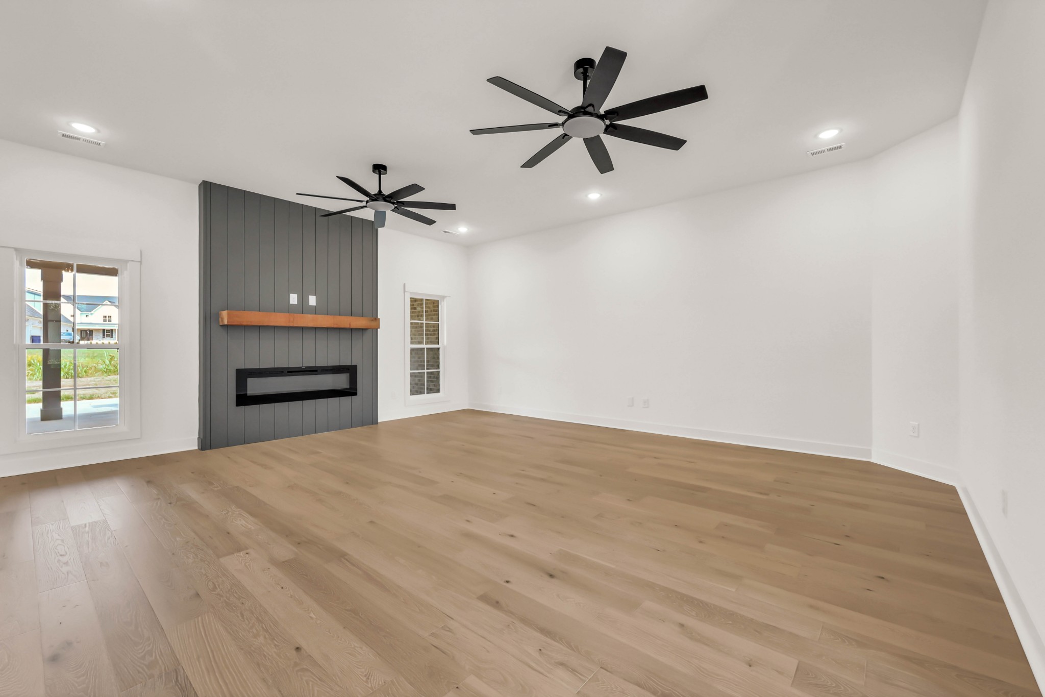 120 Denton Court Property Photo 7