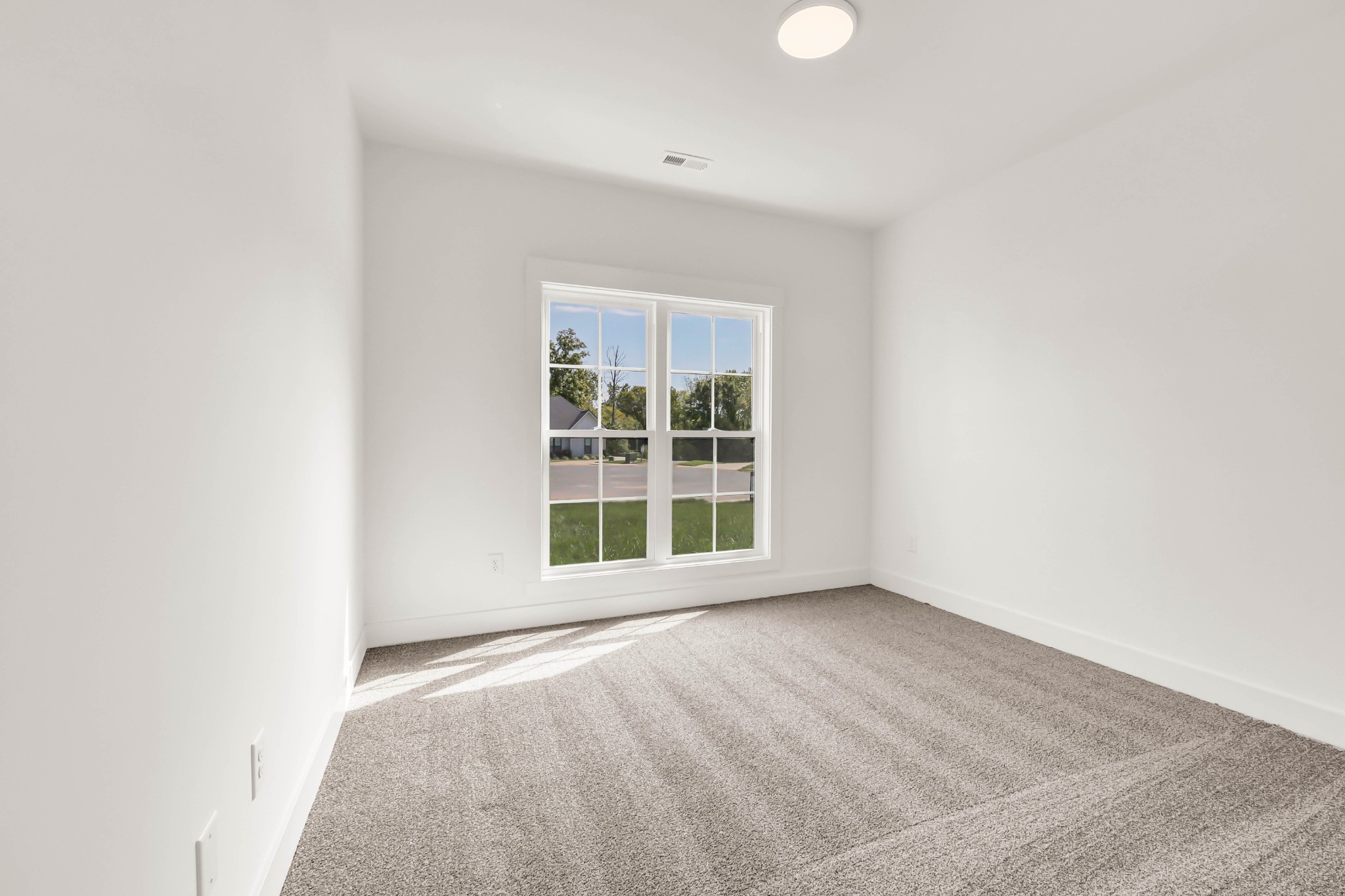 120 Denton Court Property Photo 33