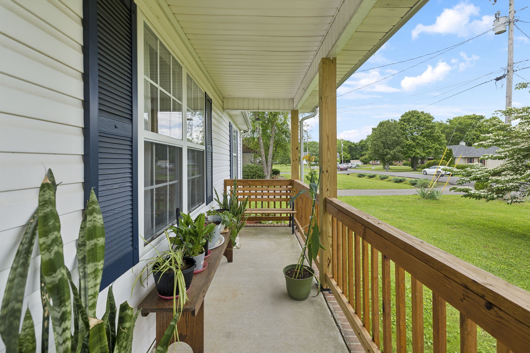 103 Couples Ct Property Photo 7