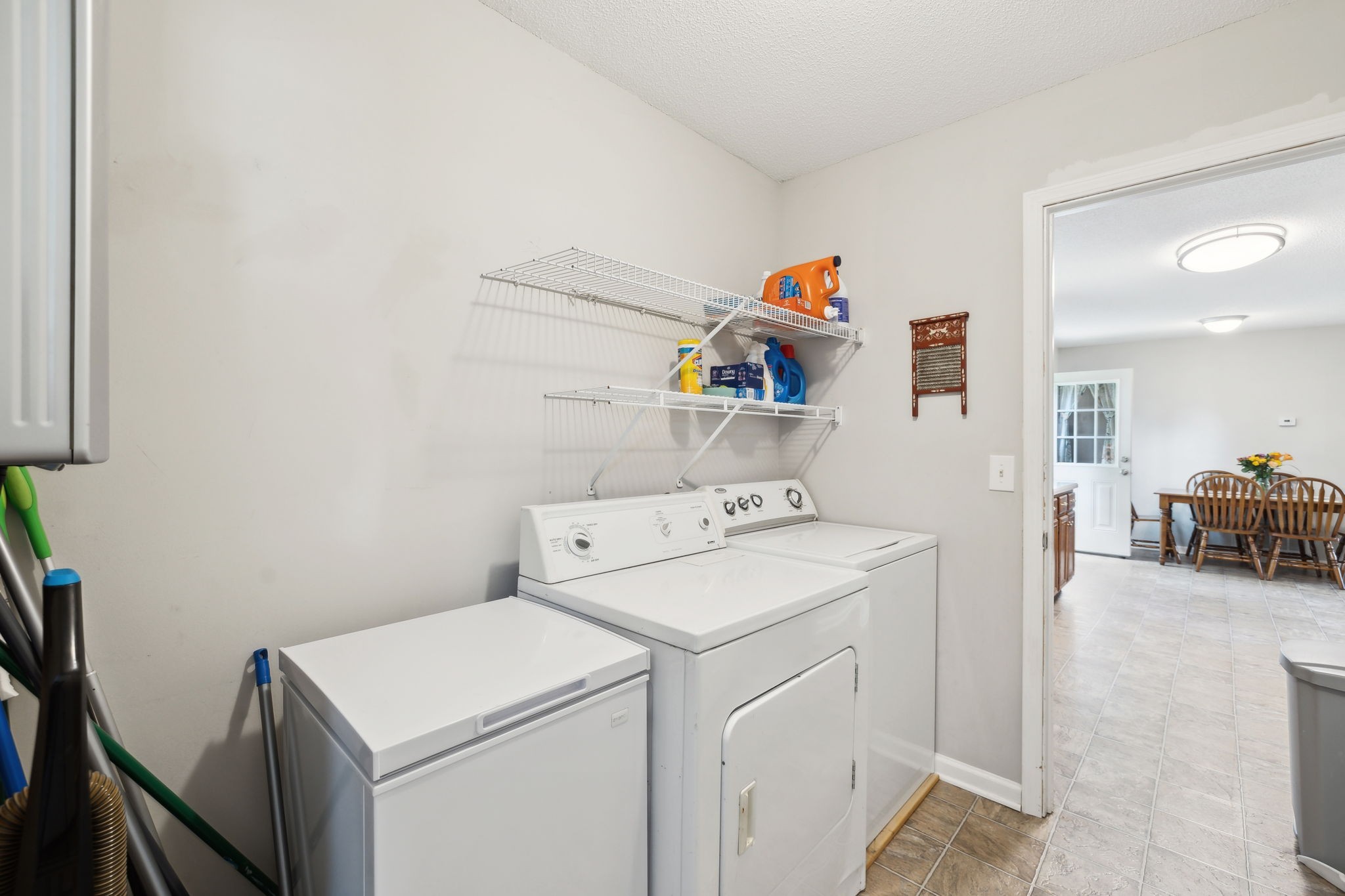 103 Couples Ct Property Photo 28