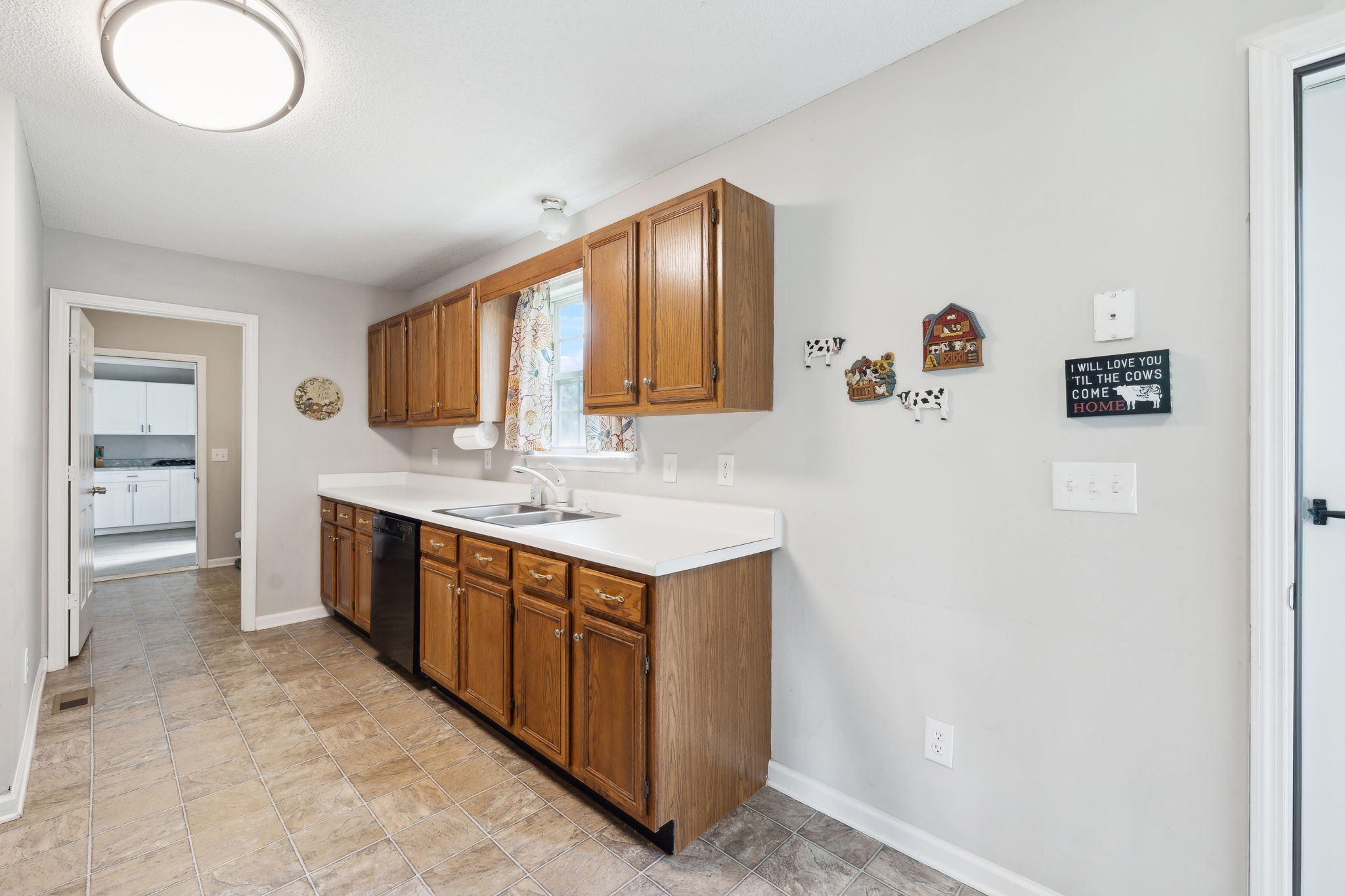 103 Couples Ct Property Photo 30
