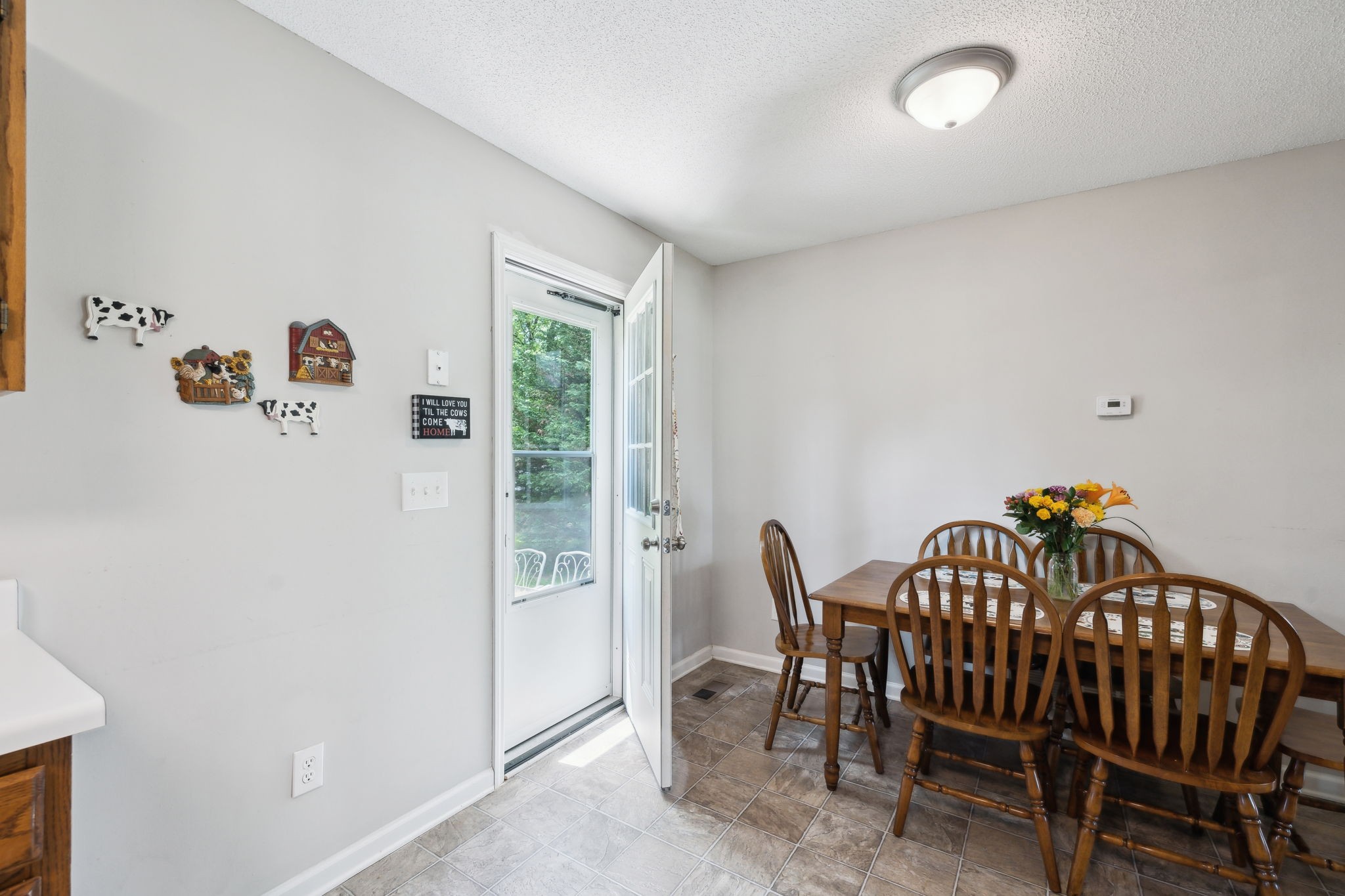 103 Couples Ct Property Photo 34
