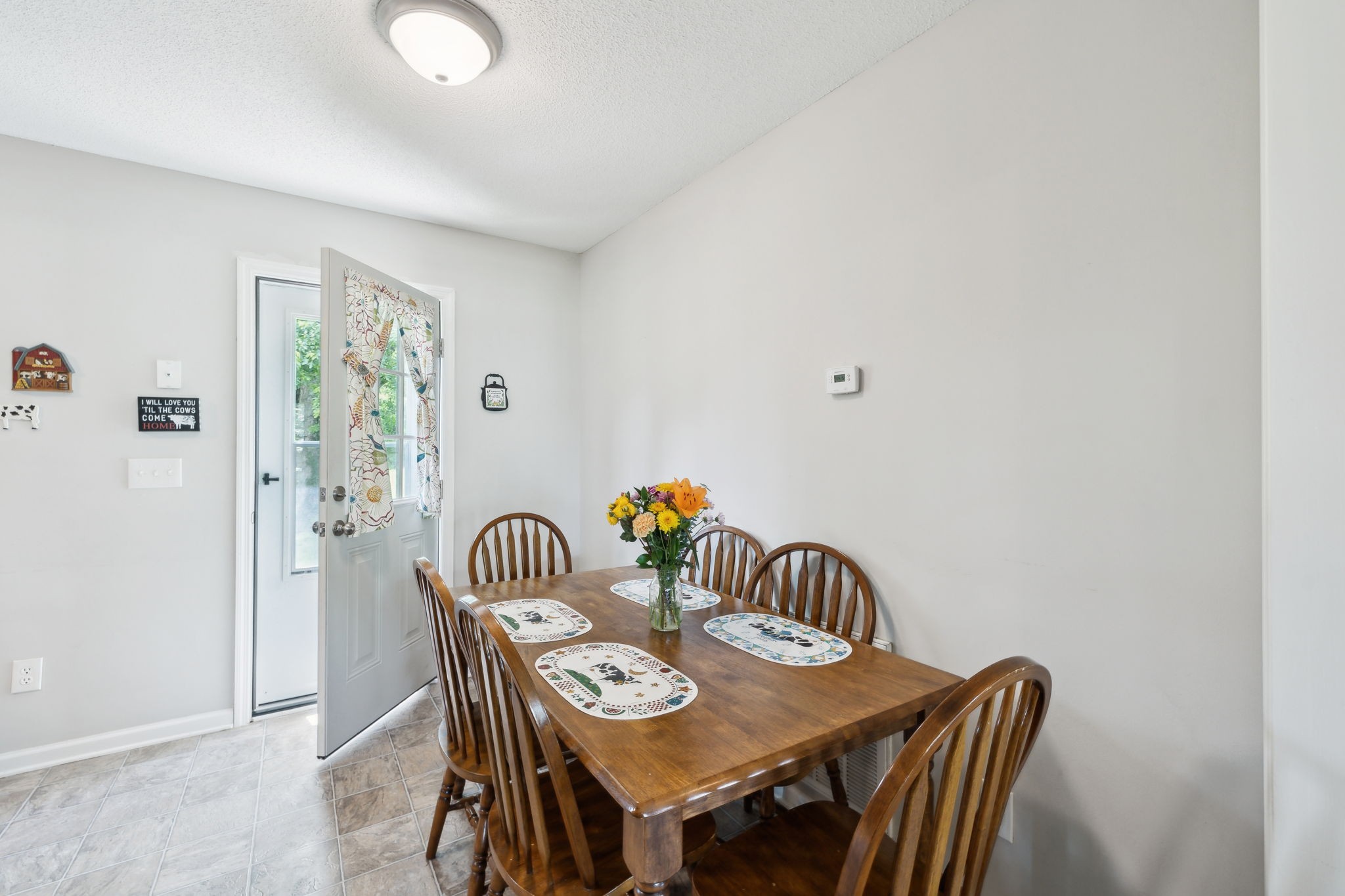 103 Couples Ct Property Photo 35