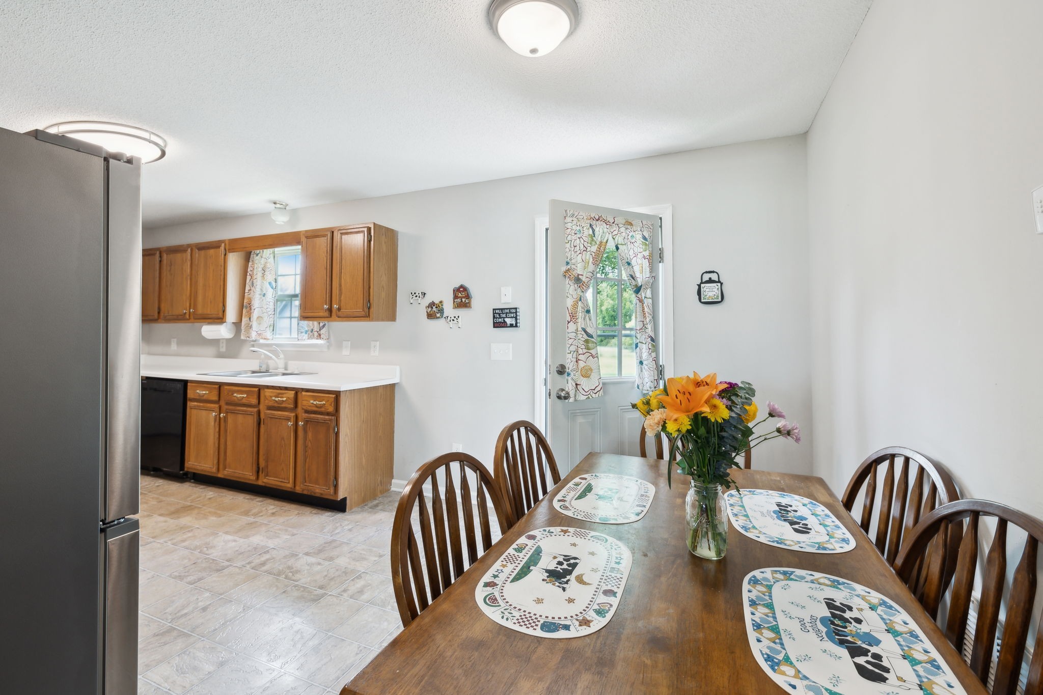 103 Couples Ct Property Photo 36