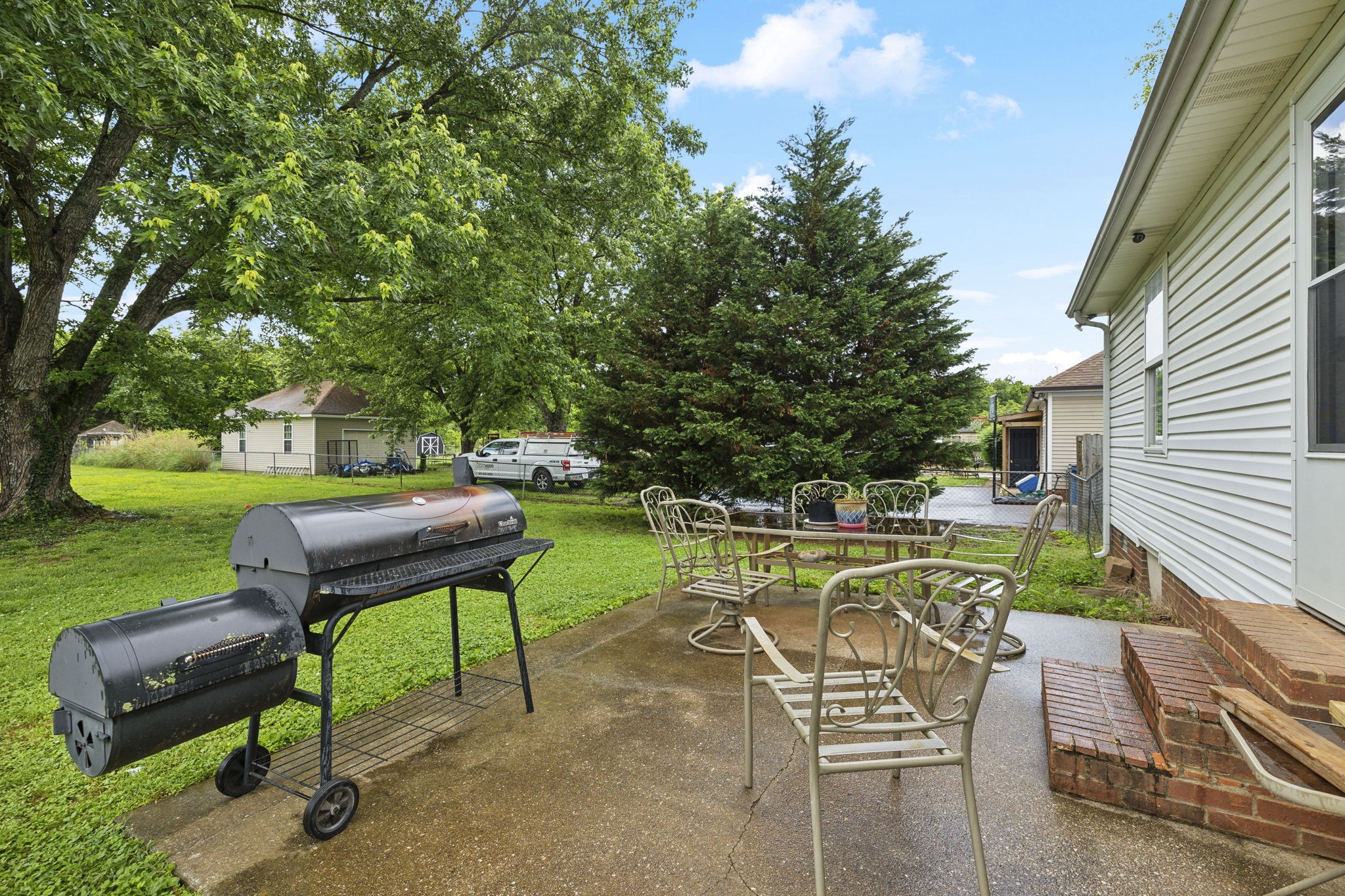 103 Couples Ct Property Photo 45