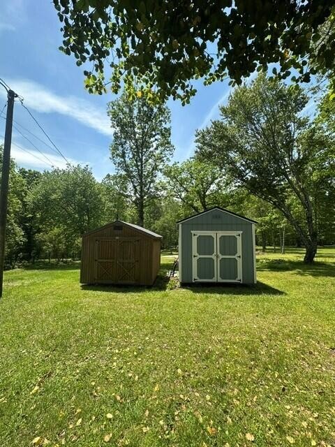 11901 Highway 150 Property Photo 5