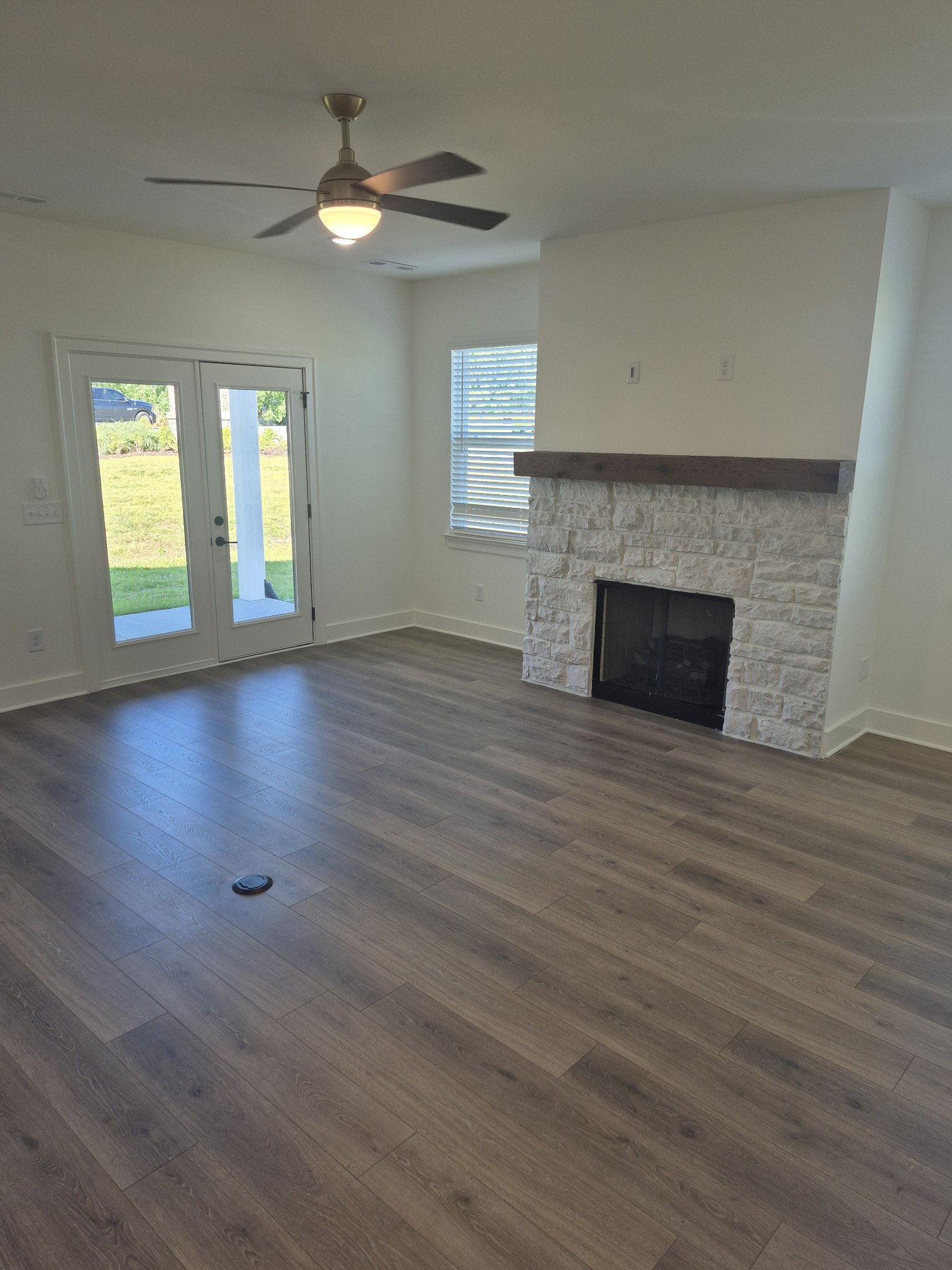 6902 Chatsworth Ct Property Photo 21
