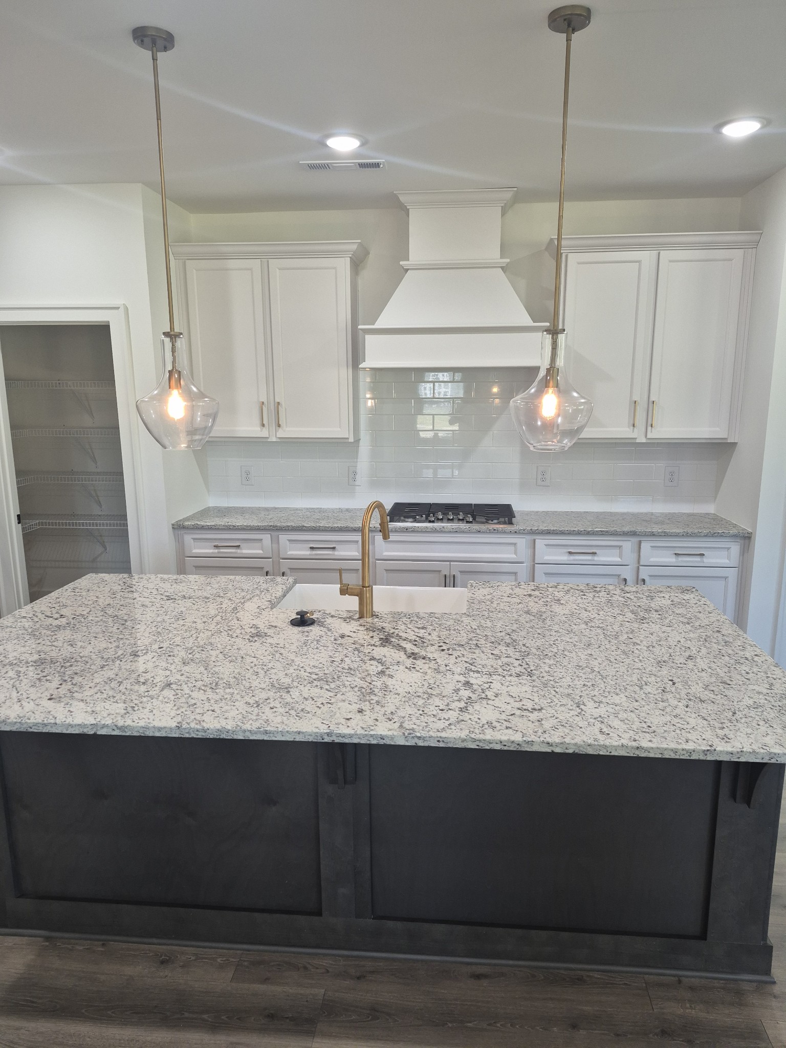 6902 Chatsworth Ct Property Photo 22