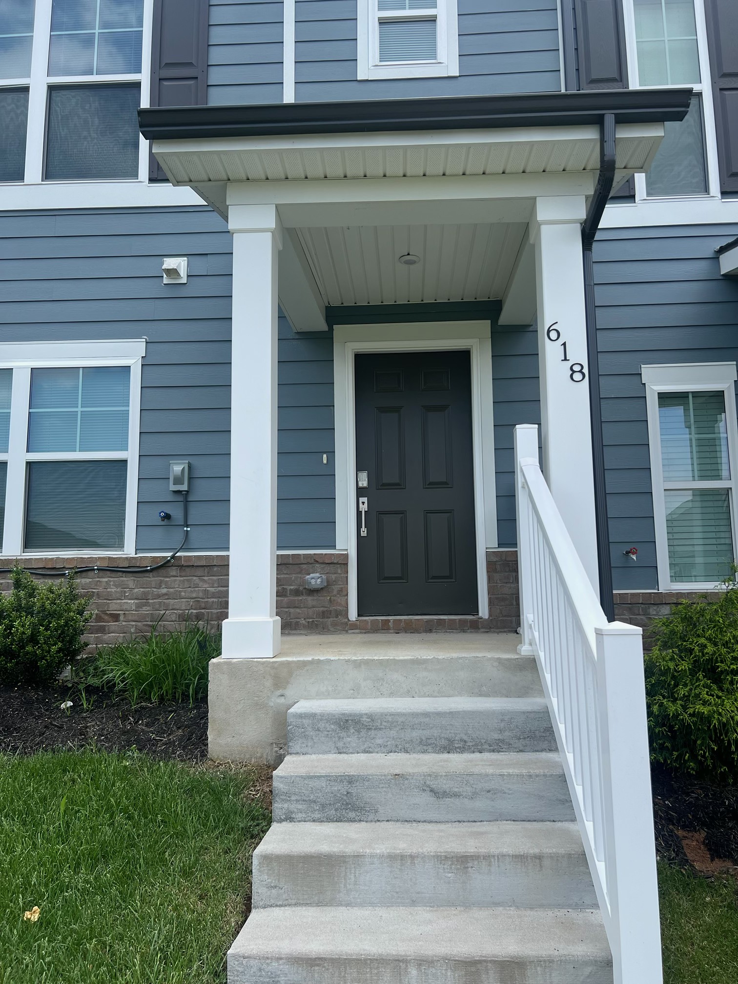 618 China Grove Aly Property Photo