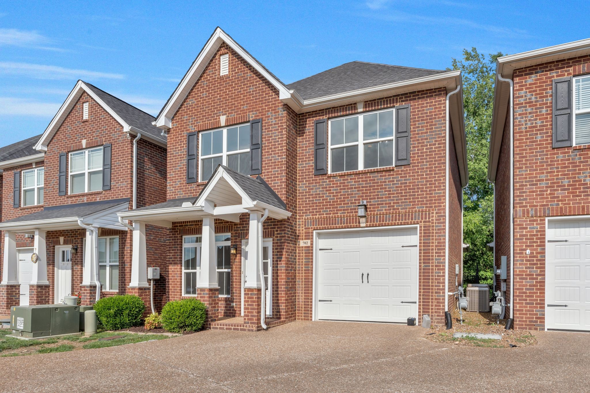 702 Indian Ridge Cir Property Photo 1