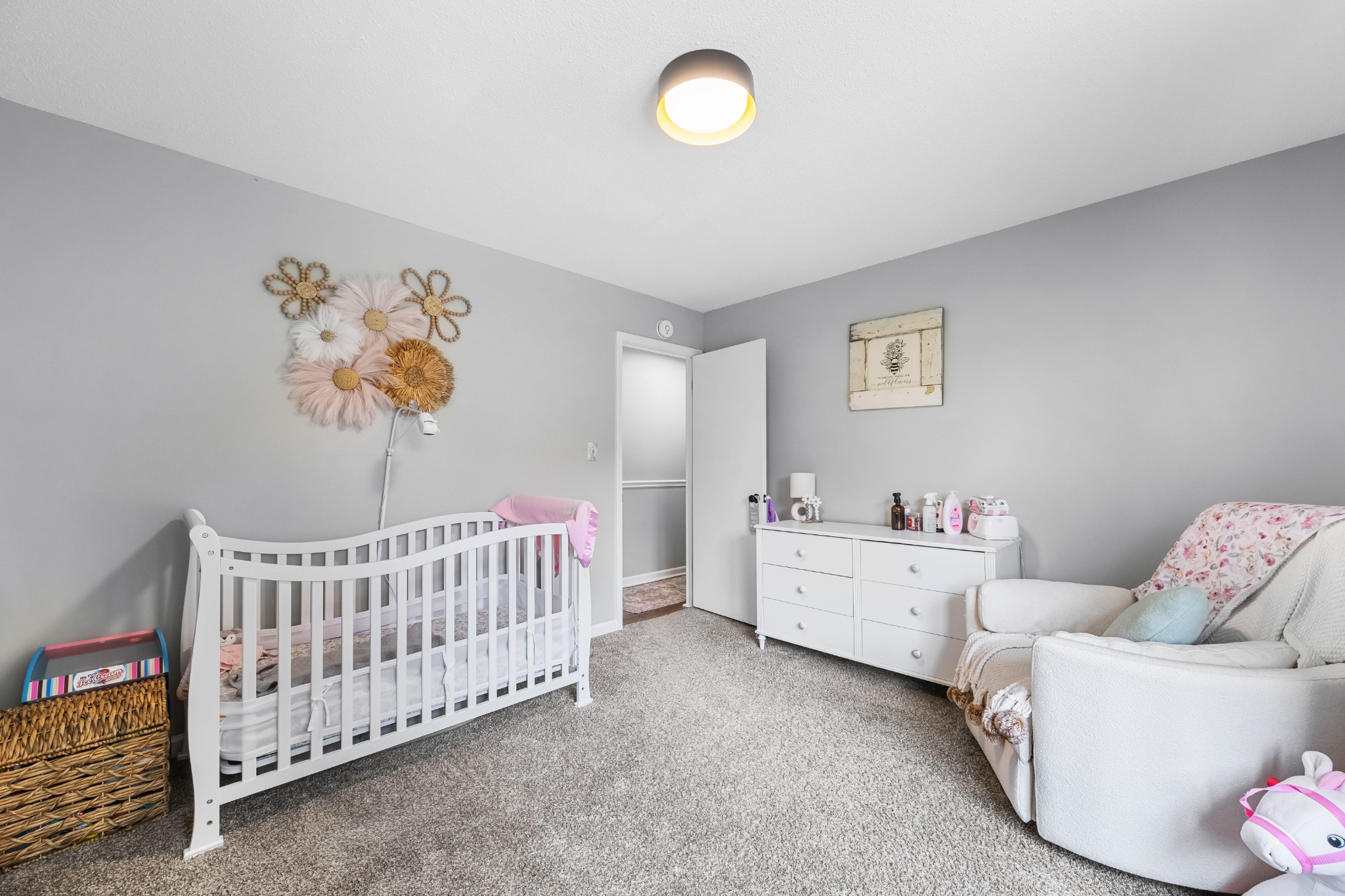 404 Warren Cir Property Photo 16